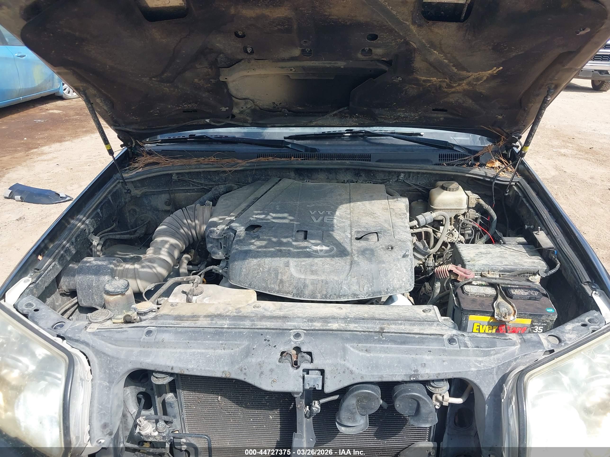 TOYOTA 4RUNNER image 10