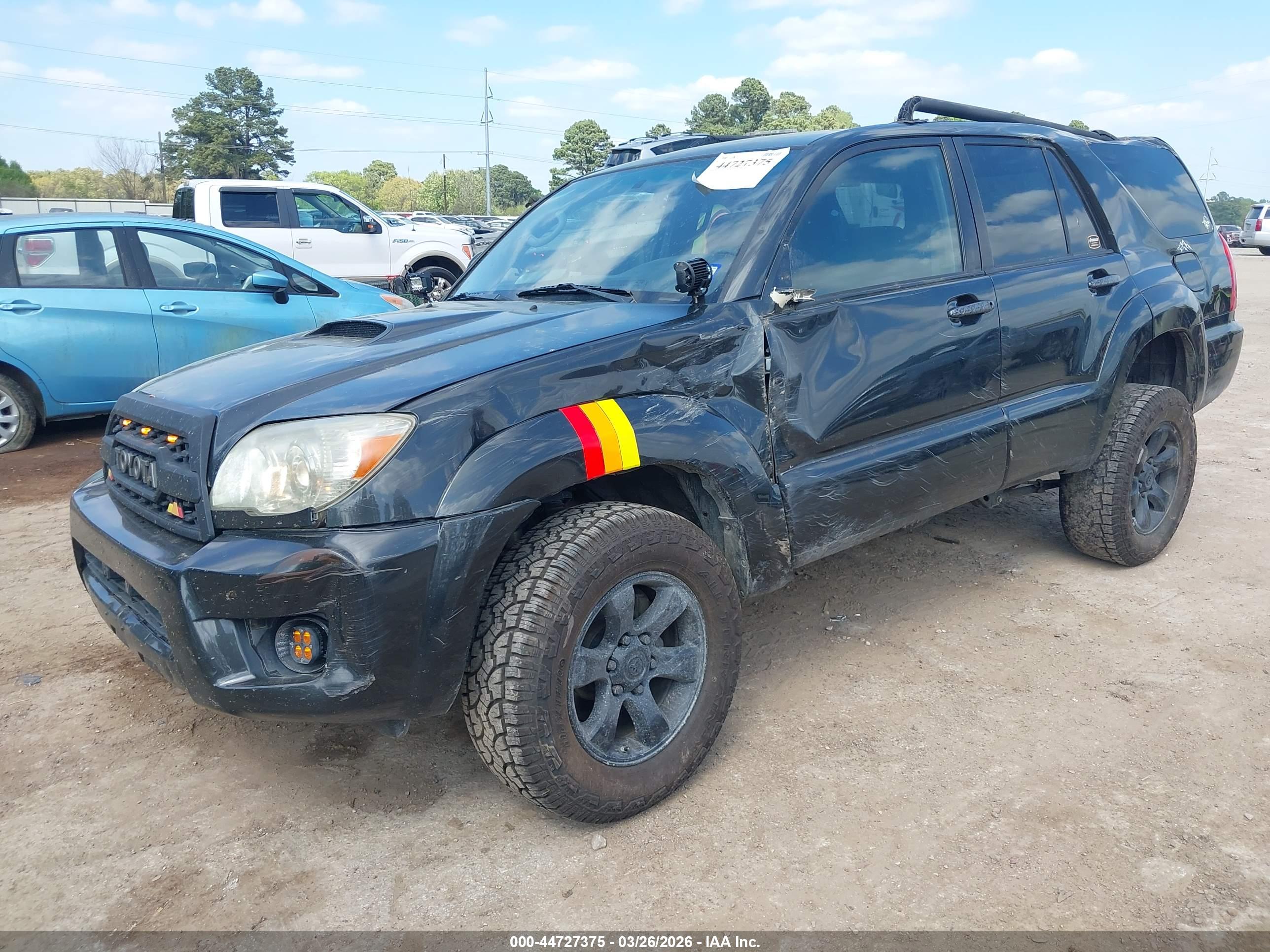 TOYOTA 4RUNNER image 2