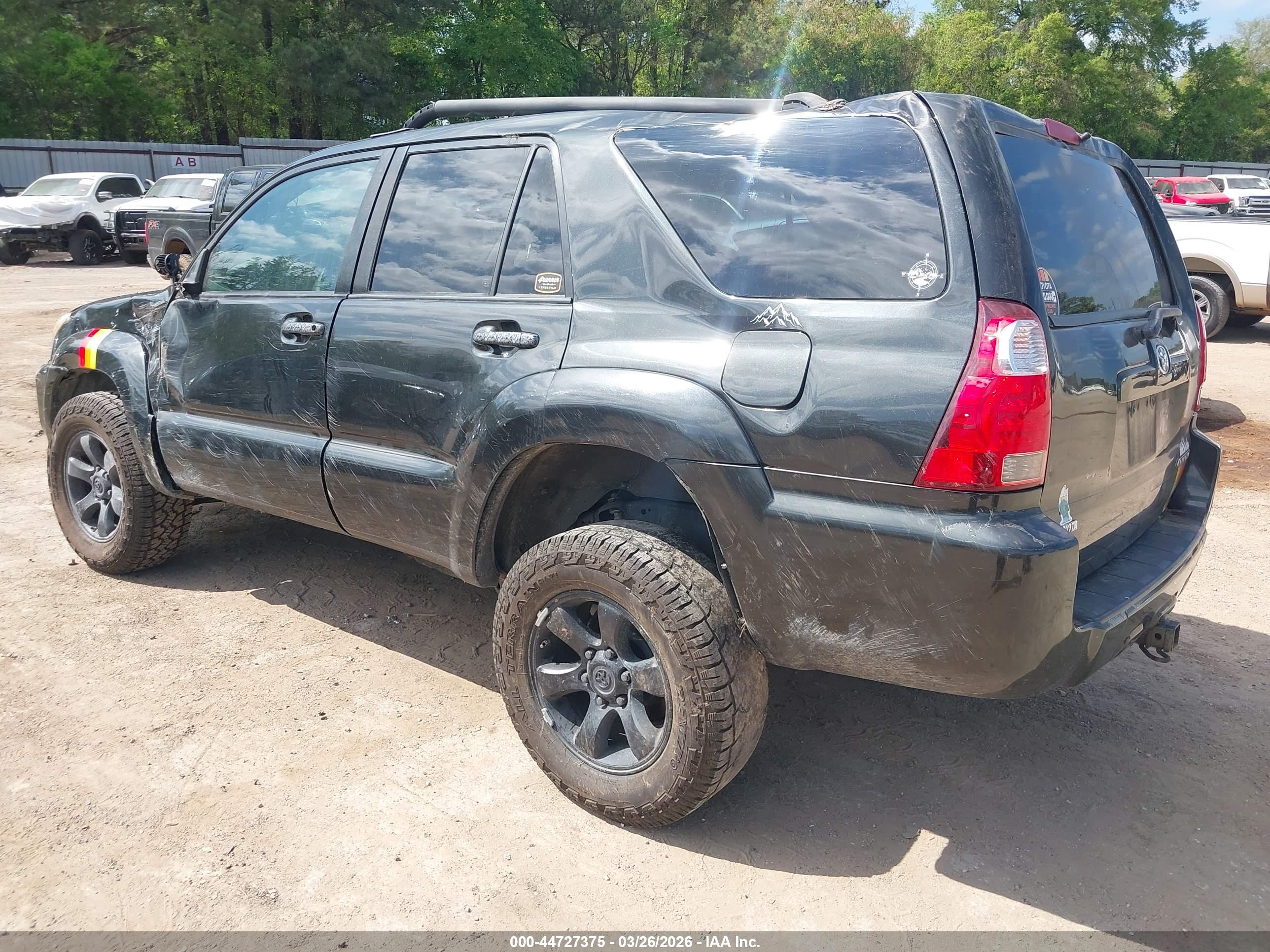 TOYOTA 4RUNNER image 3