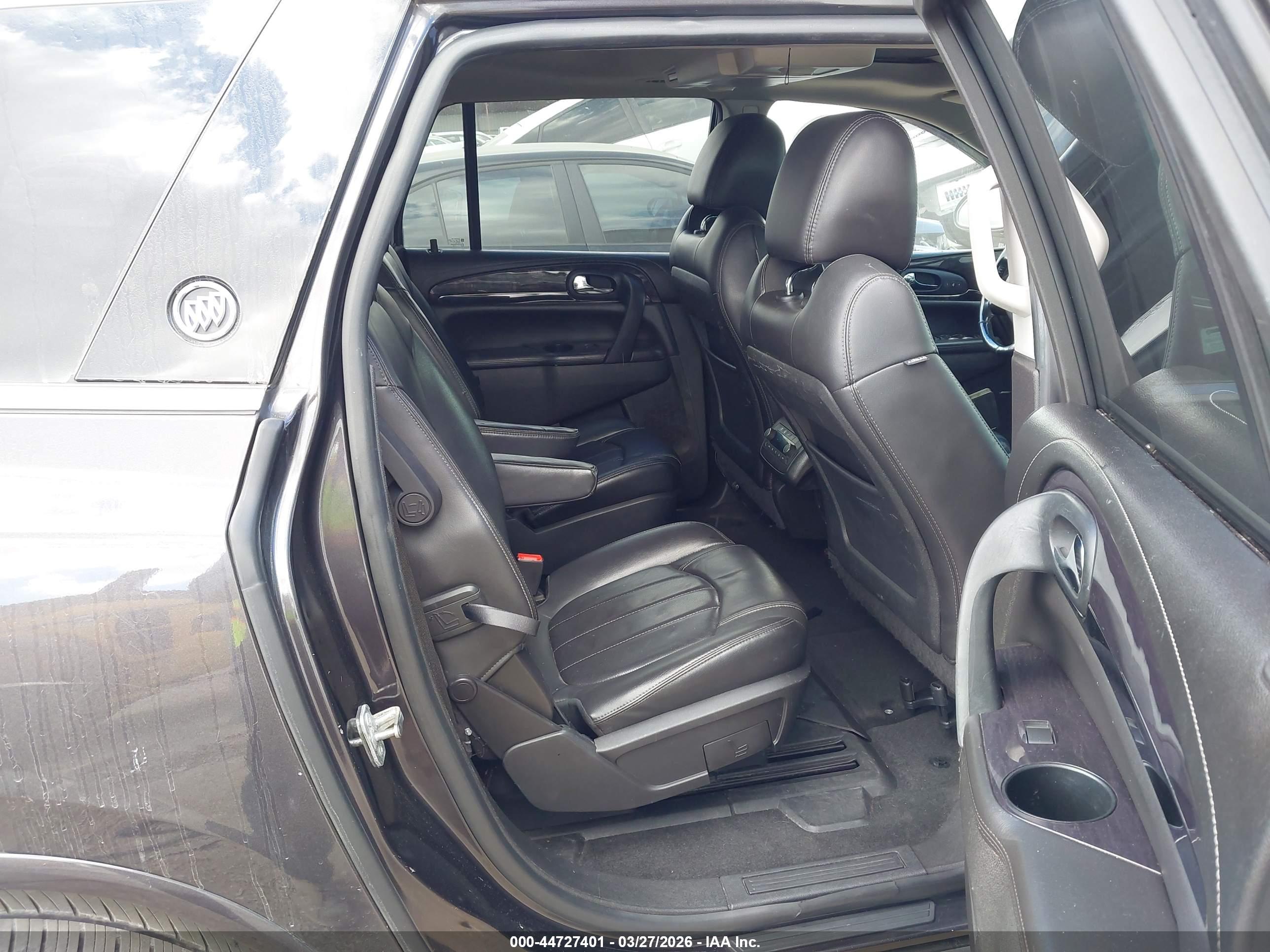 BUICK ENCLAVE image 8