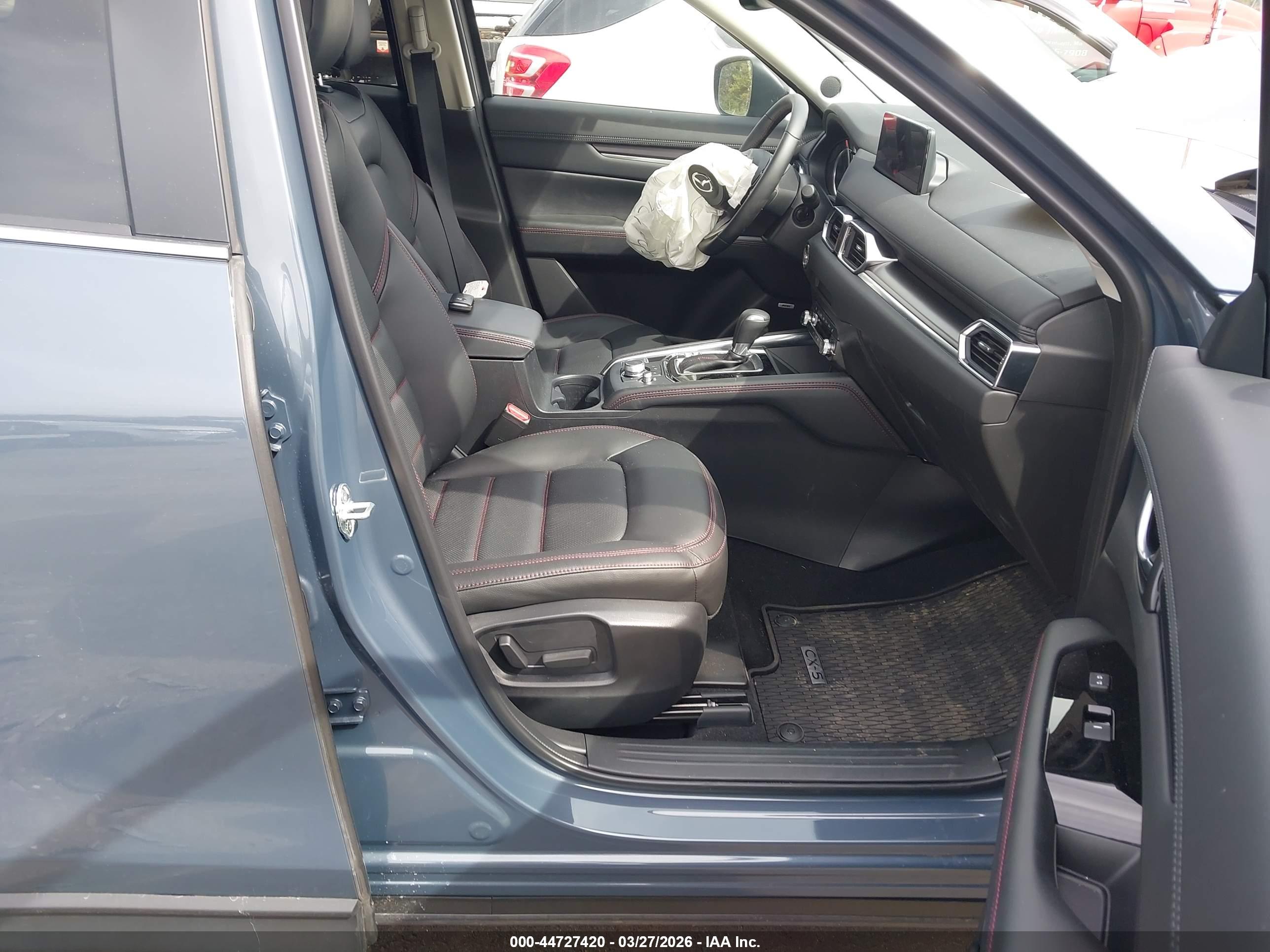 MAZDA CX-5 image 5