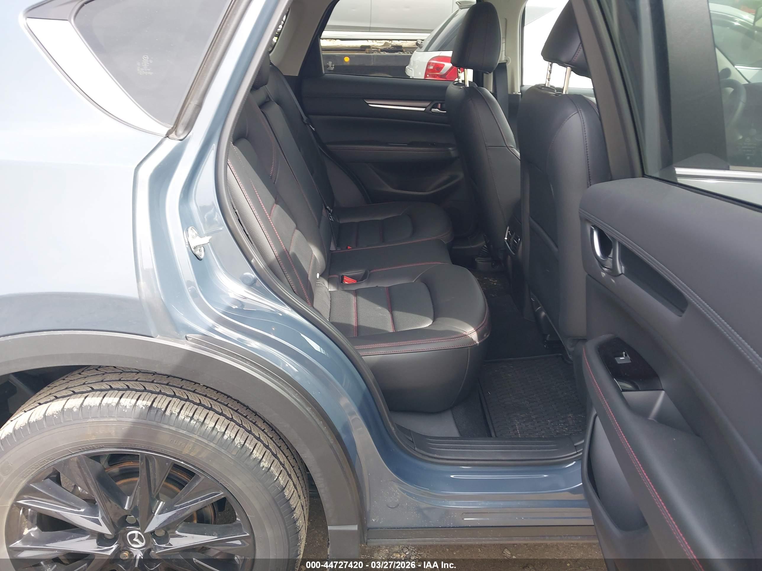 MAZDA CX-5 image 8