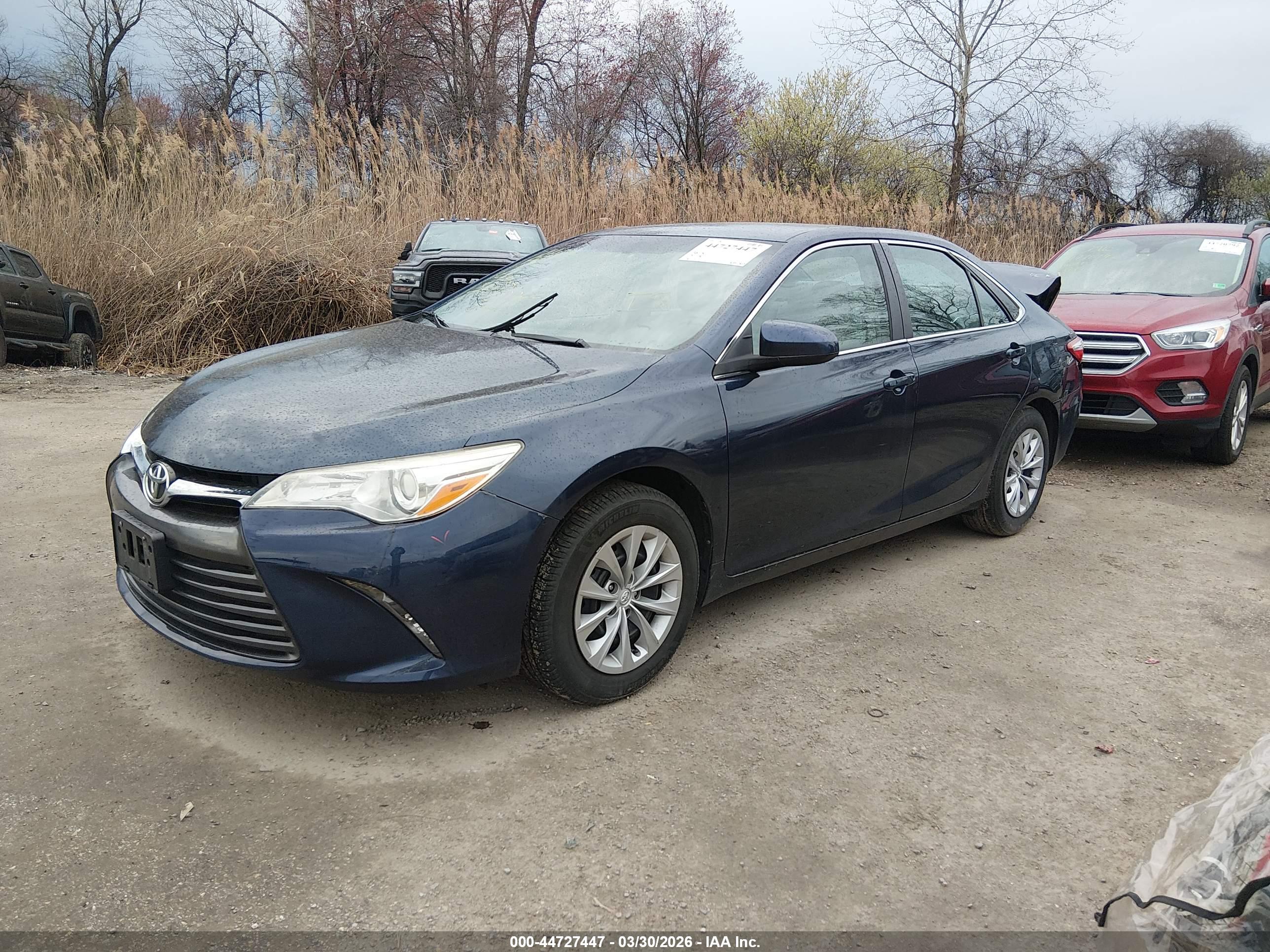 TOYOTA CAMRY image 2