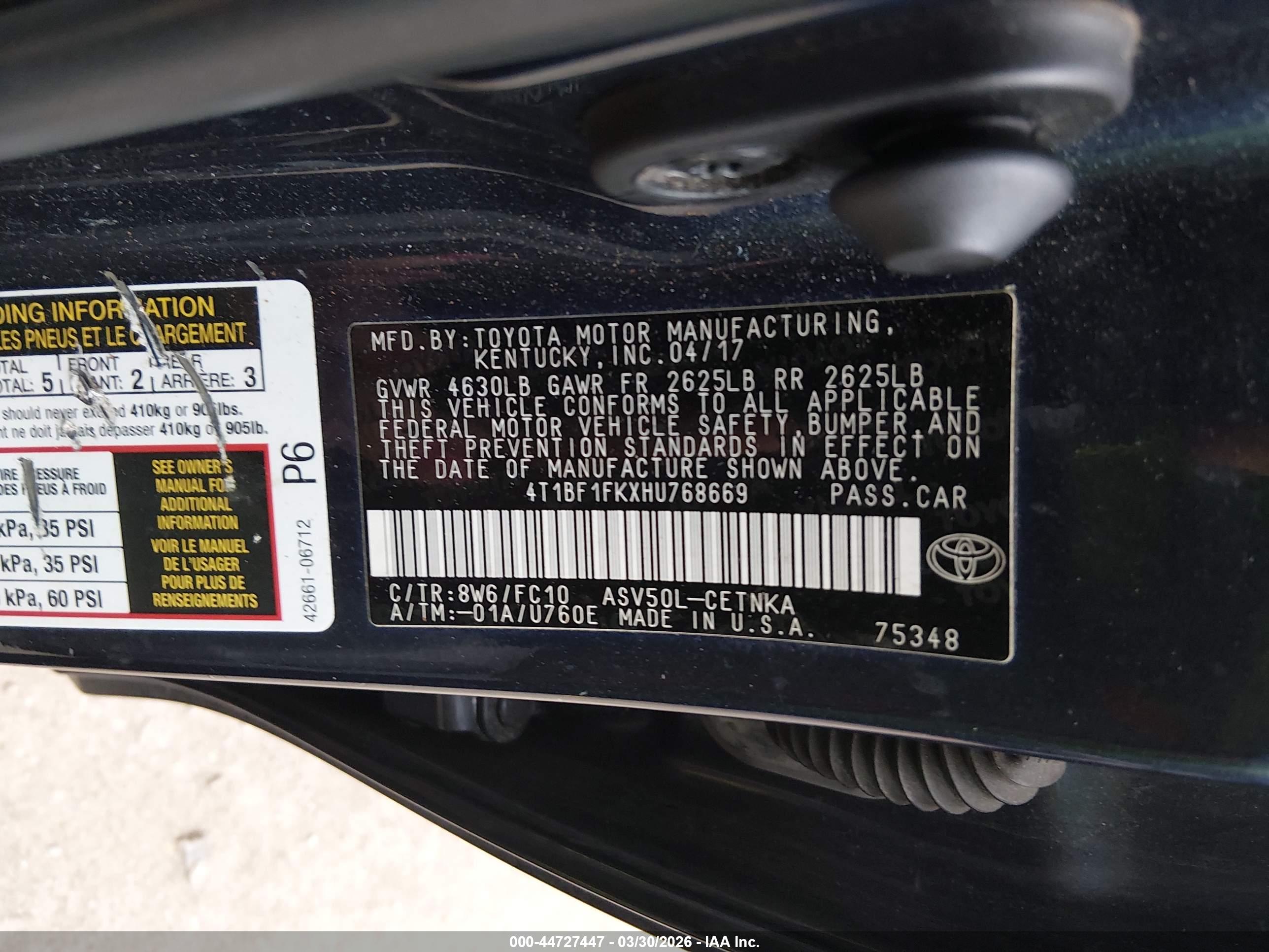 TOYOTA CAMRY image 9