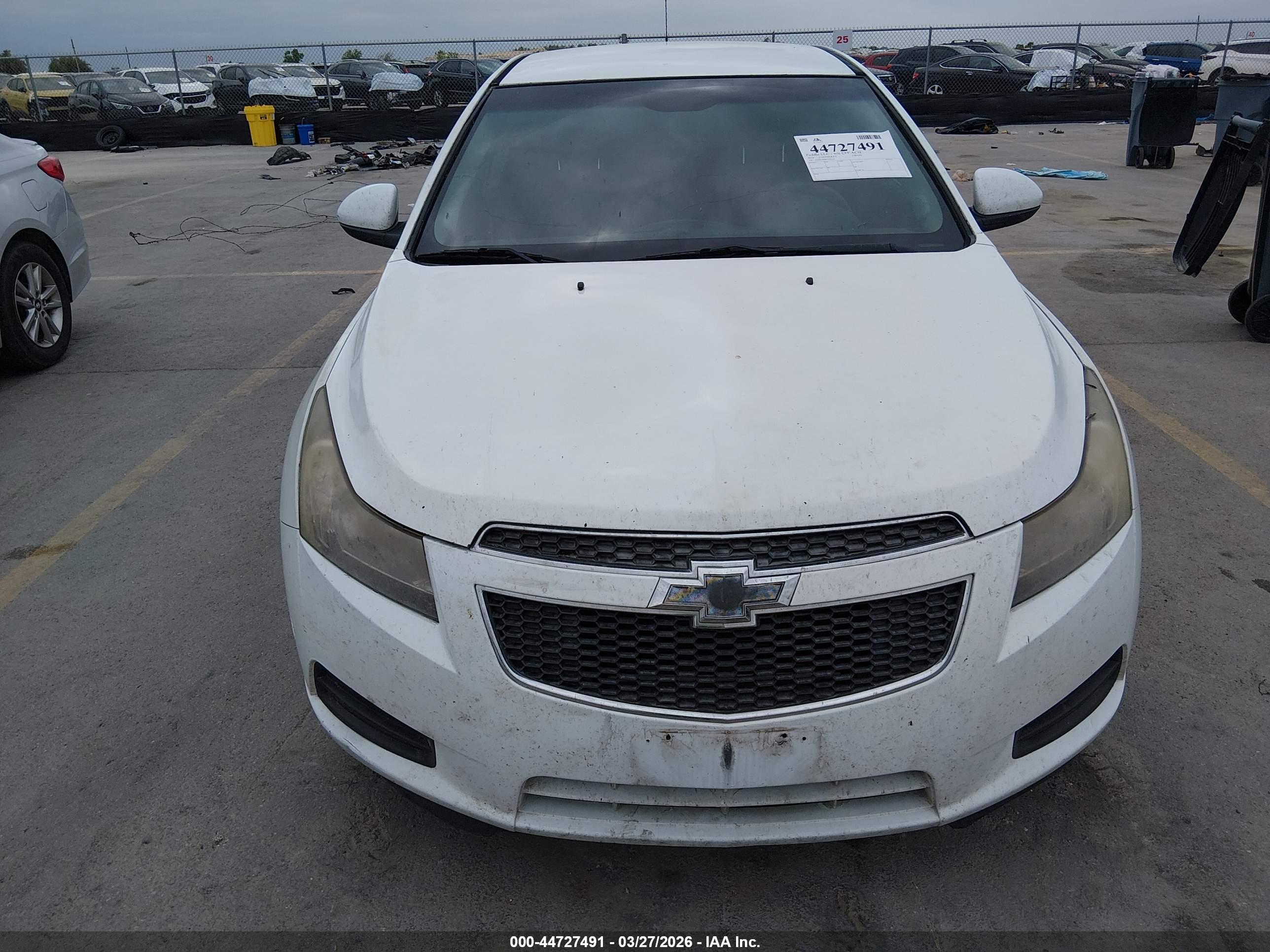 CHEVROLET CRUZE image 6