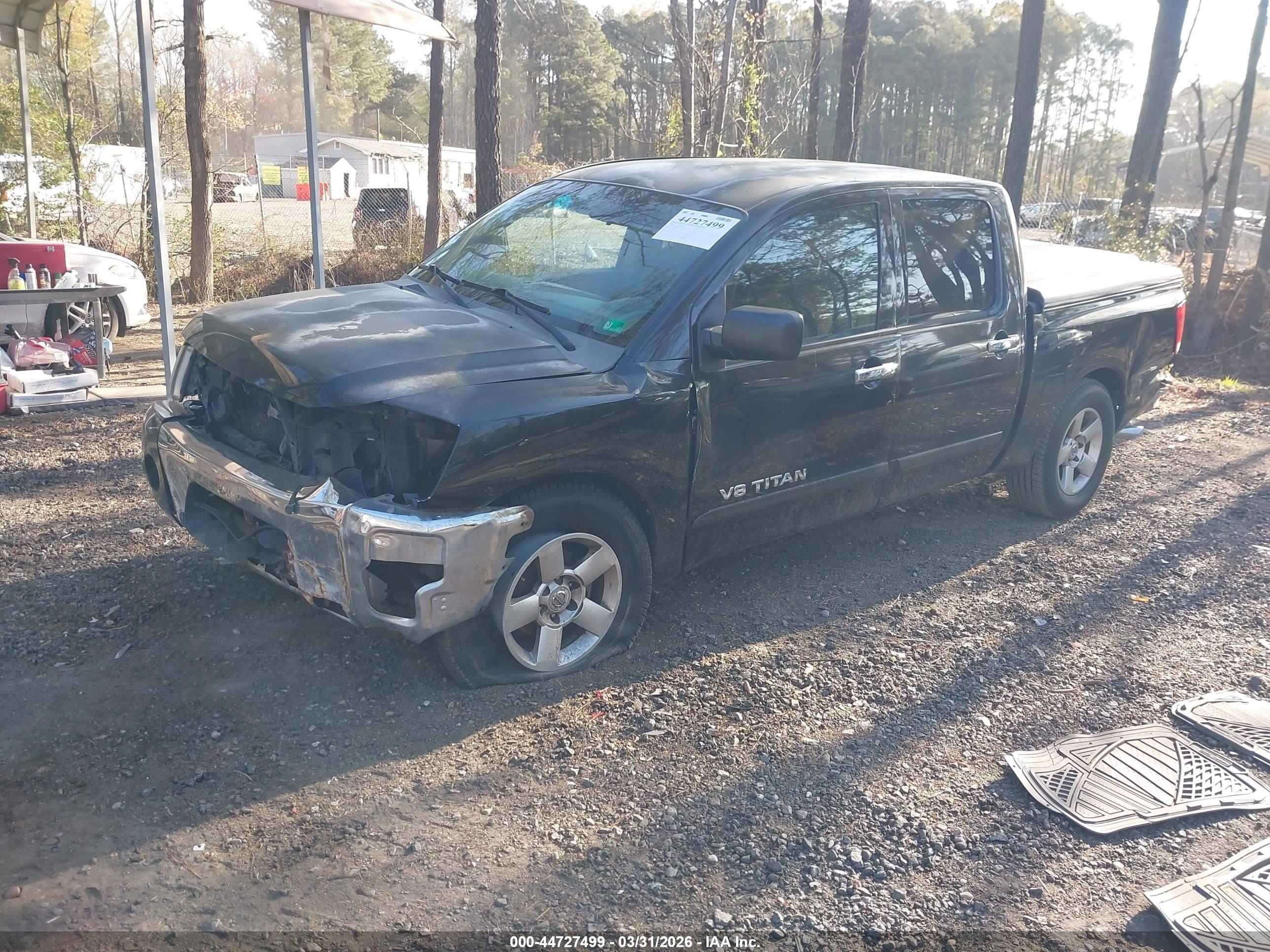 NISSAN TITAN image 2