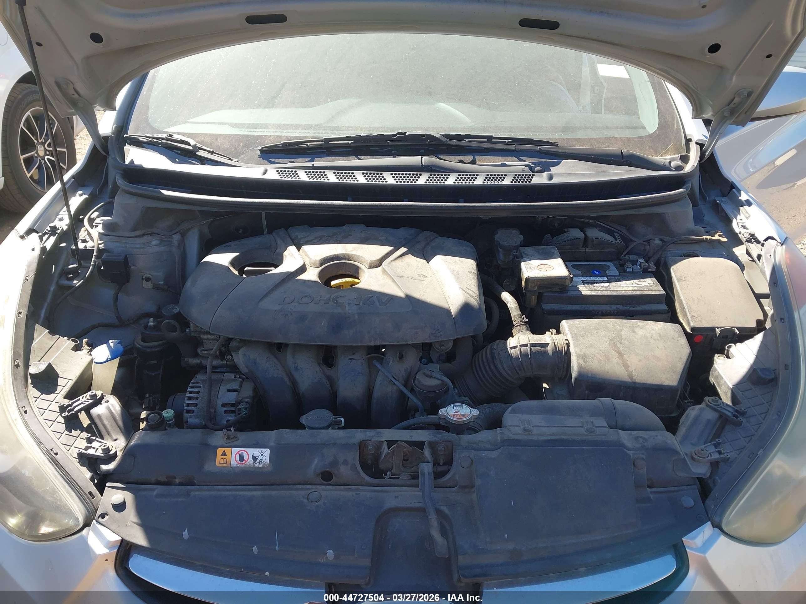 HYUNDAI ELANTRA image 10