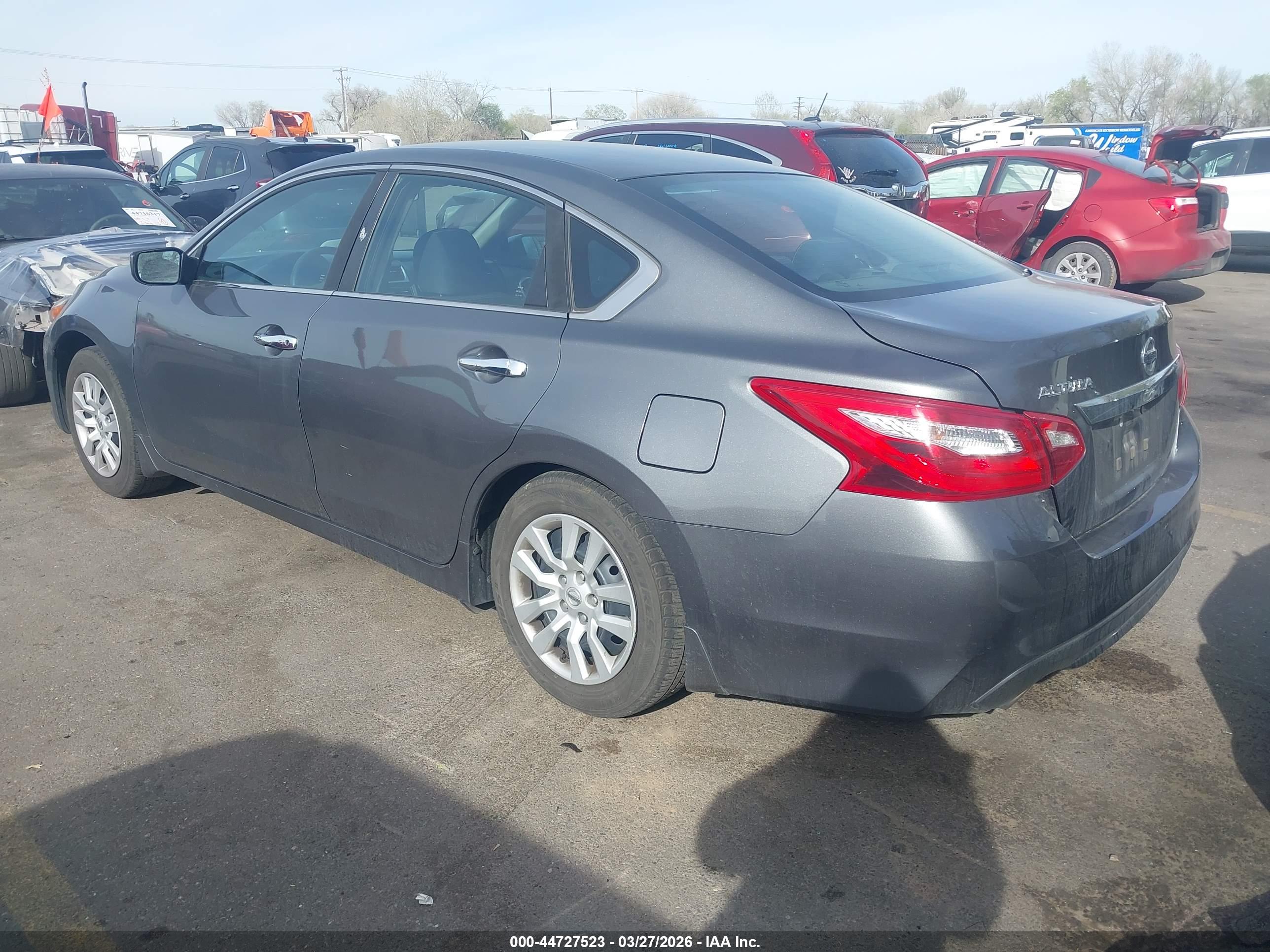 NISSAN ALTIMA image 3