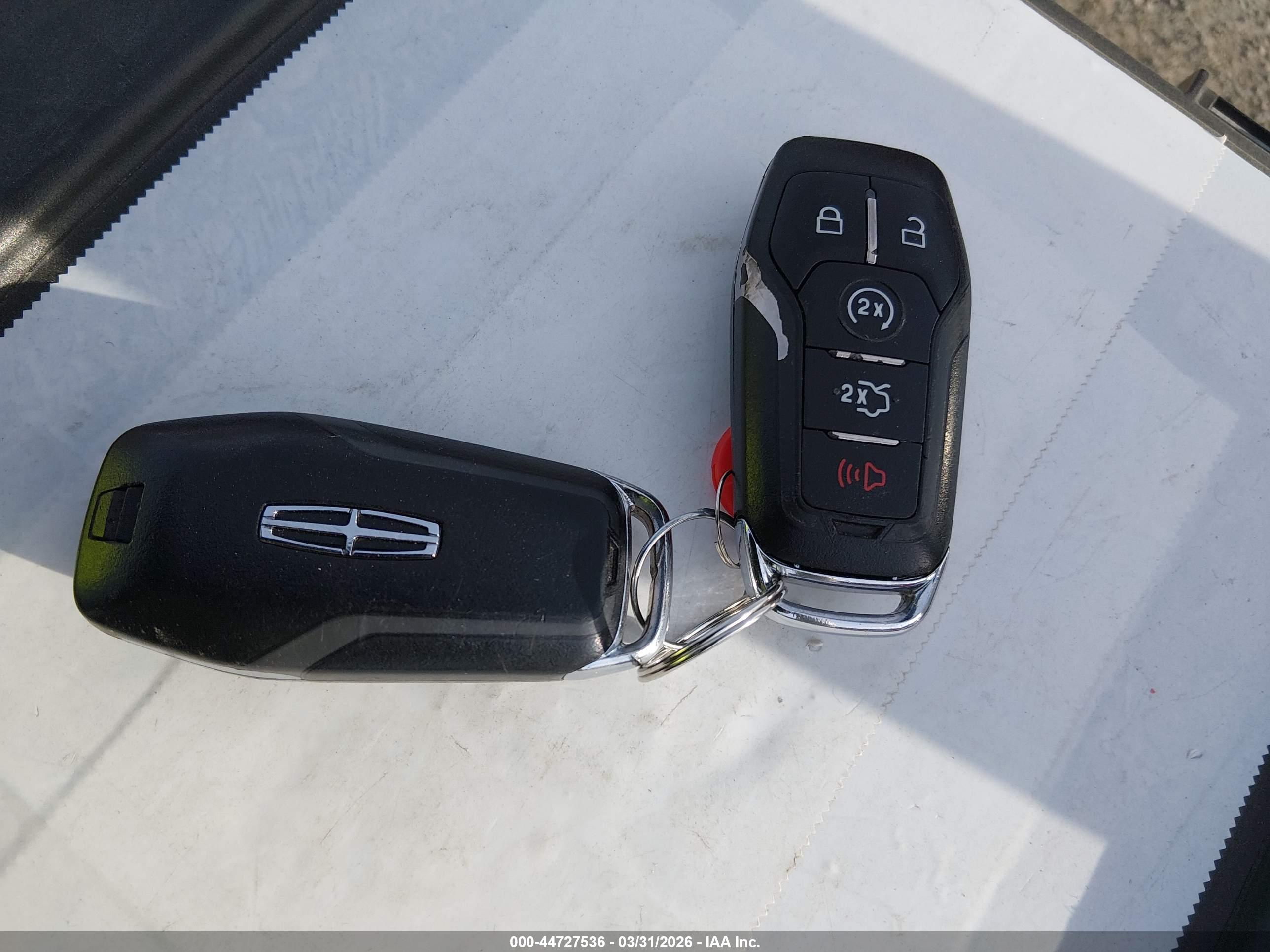 LINCOLN MKC image 11