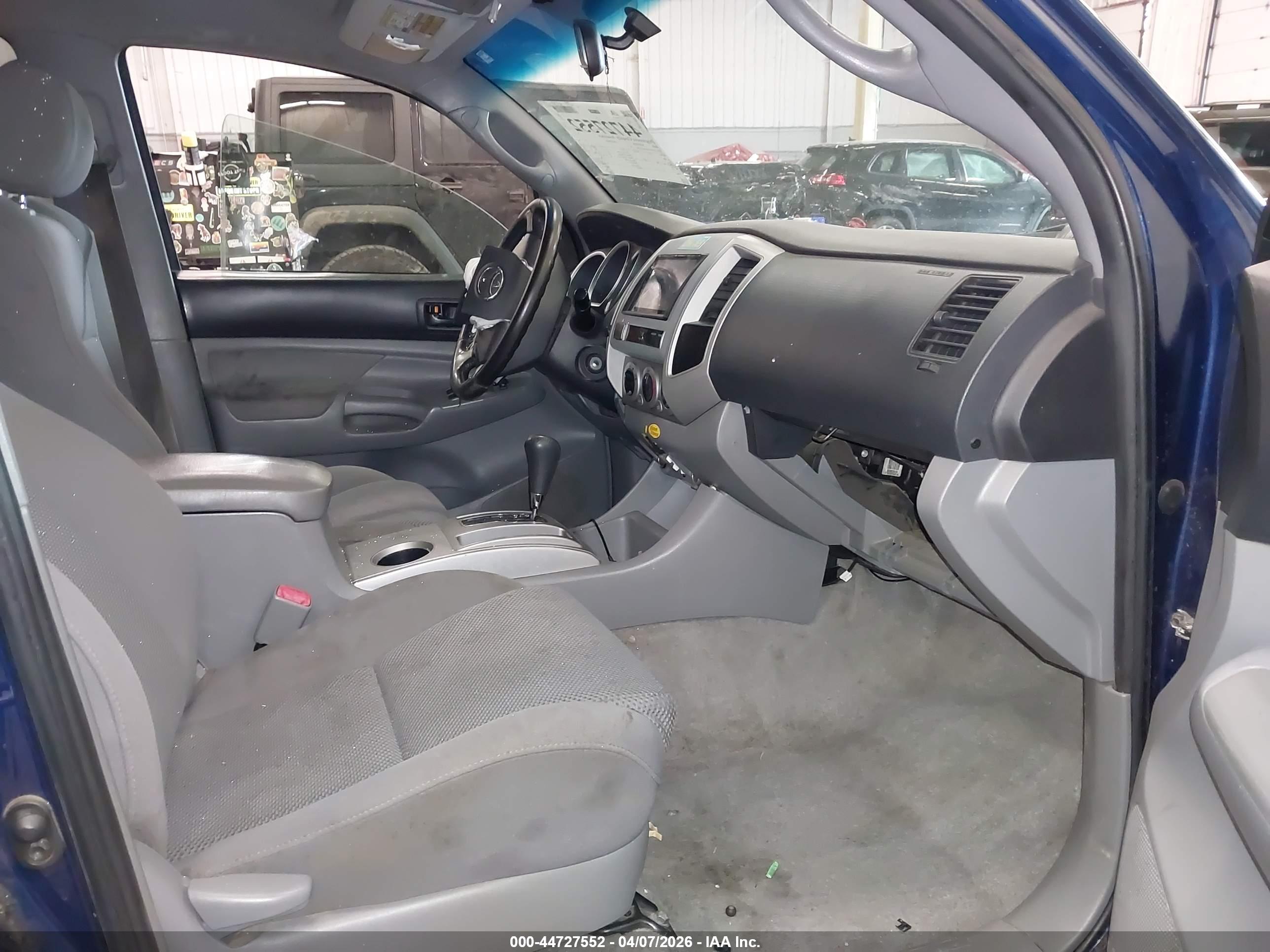 TOYOTA TACOMA image 5