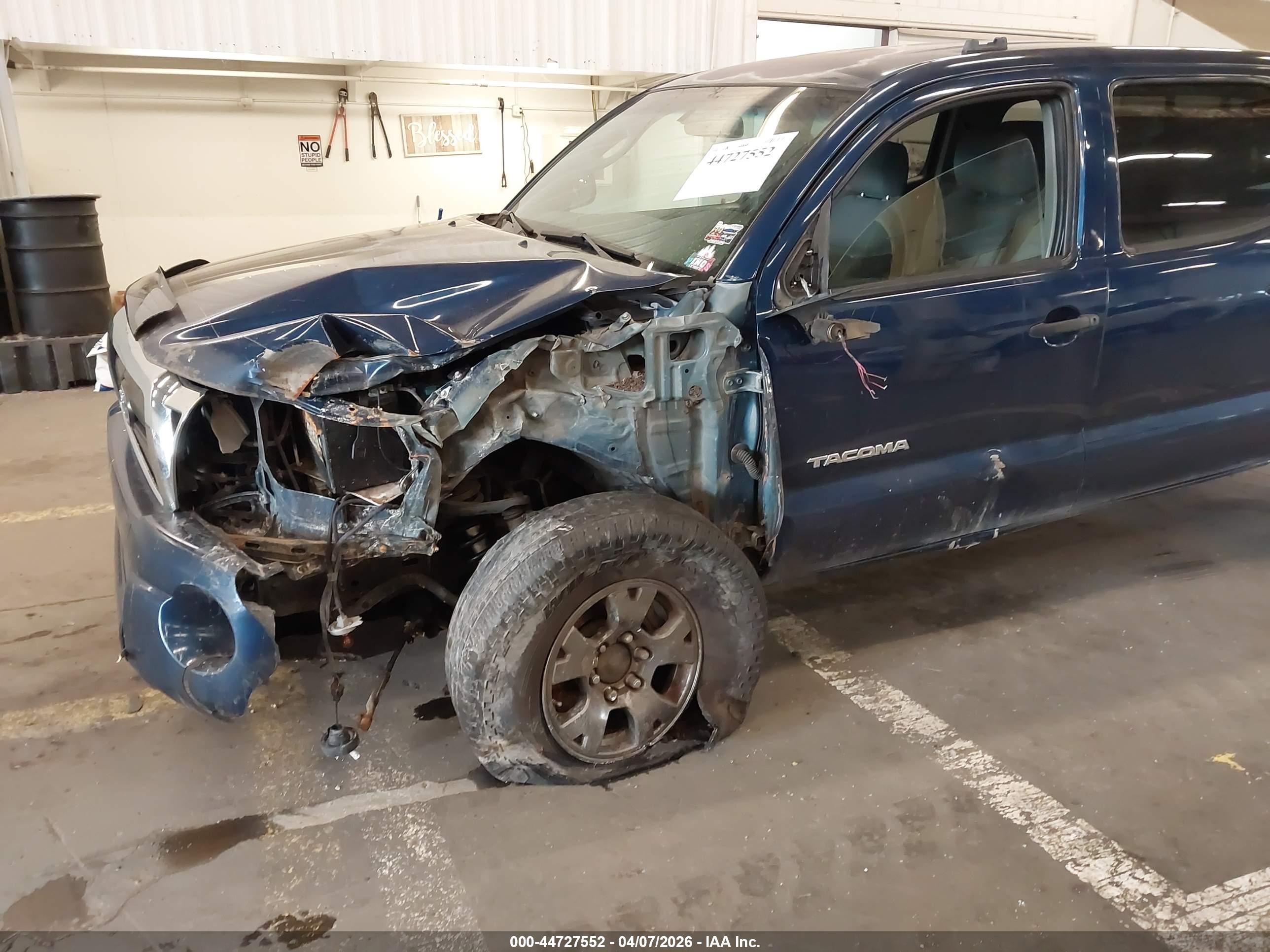TOYOTA TACOMA image 6
