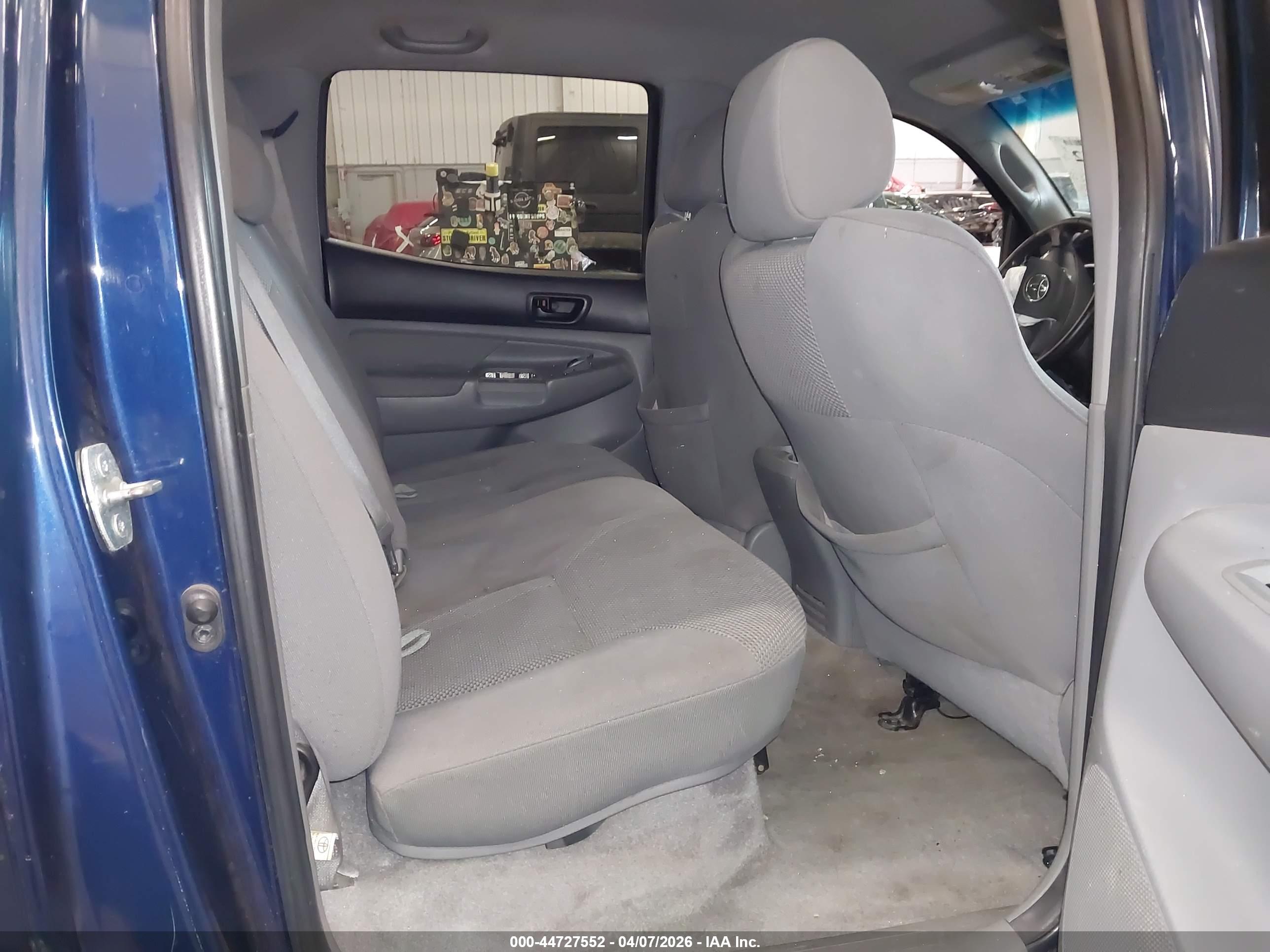 TOYOTA TACOMA image 8