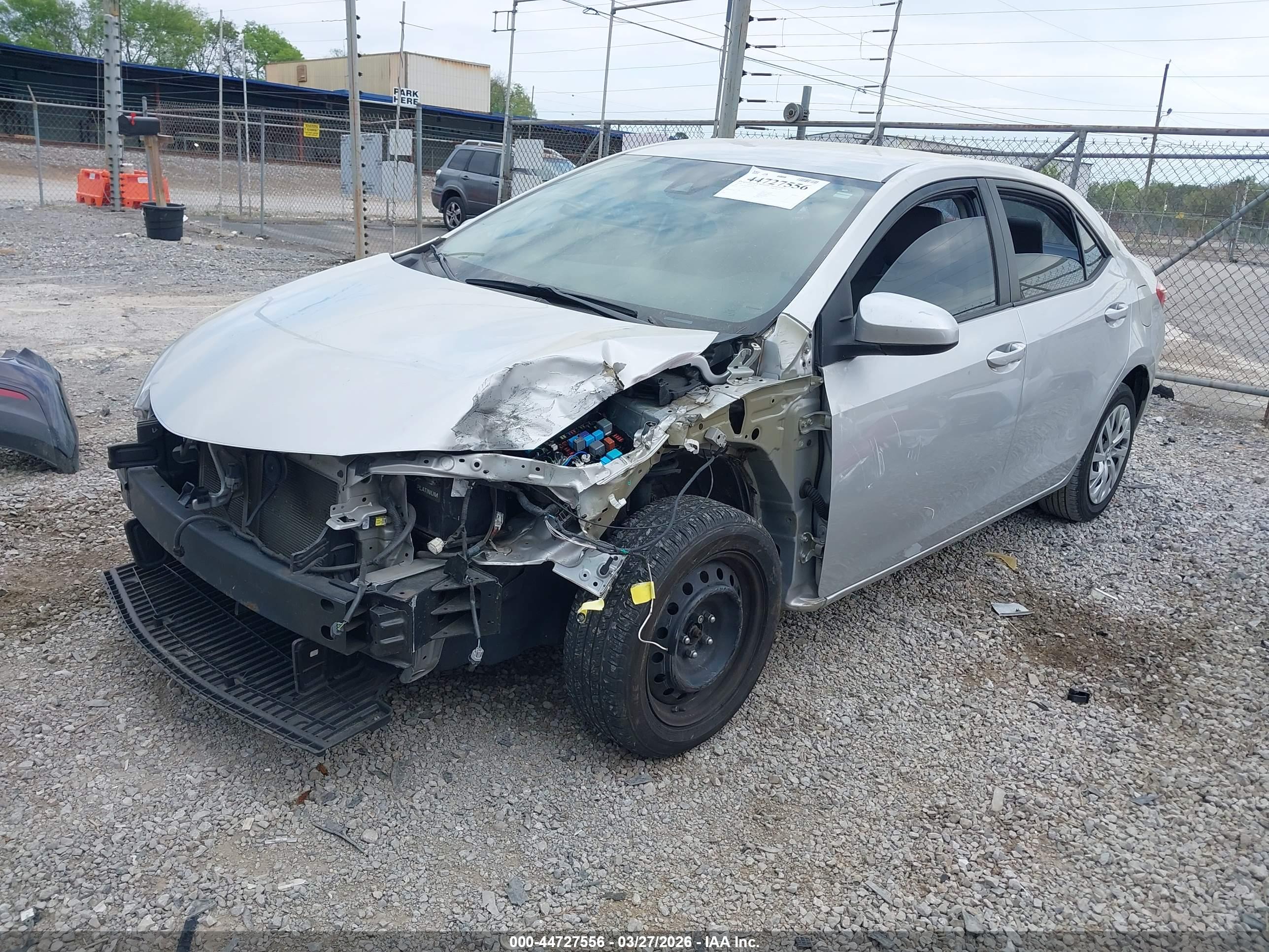 TOYOTA COROLLA image 2