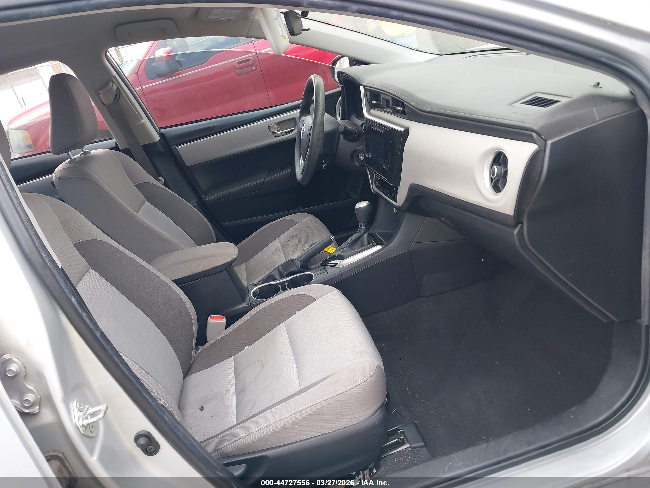TOYOTA COROLLA image 5