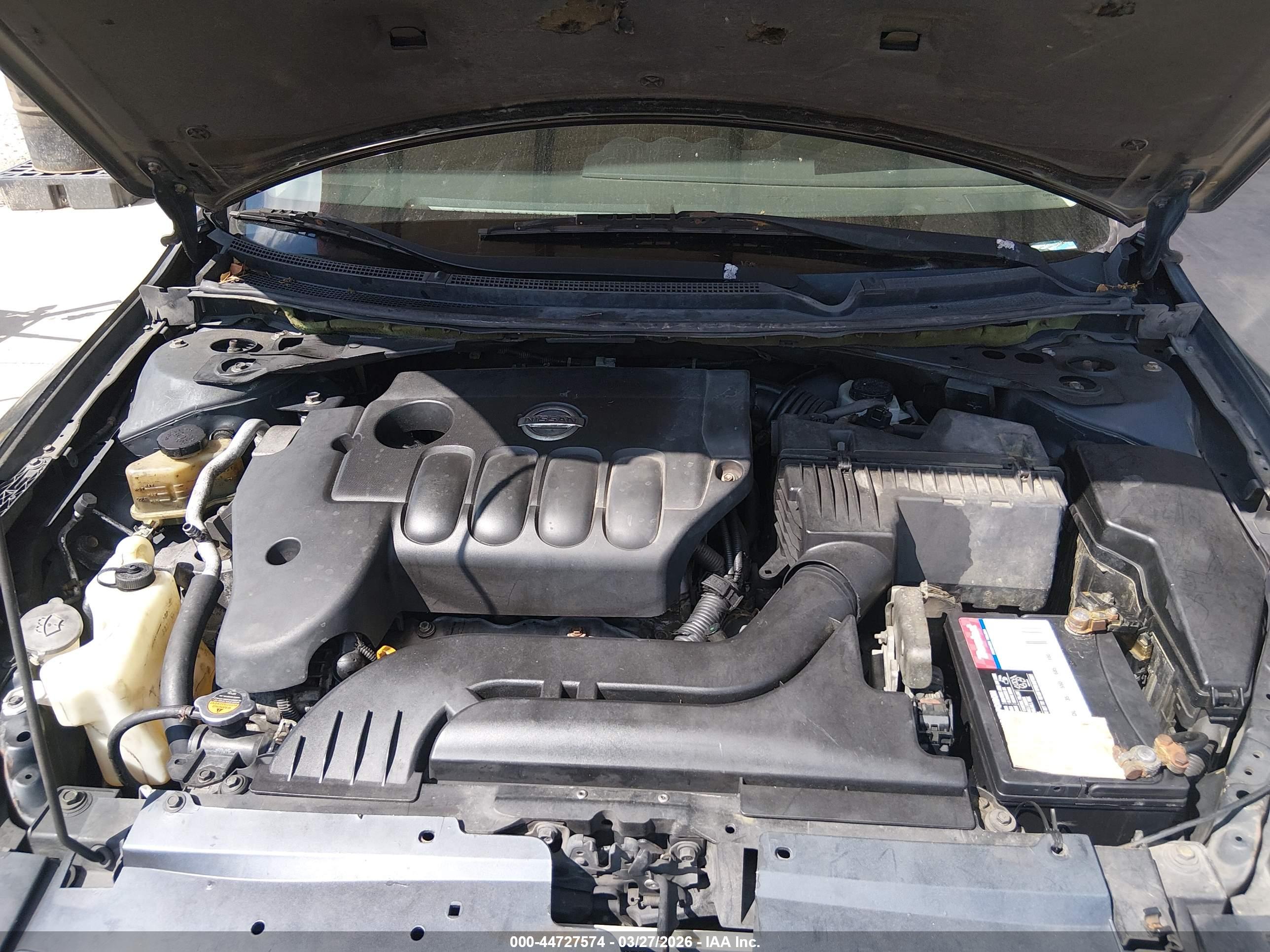 NISSAN ALTIMA image 10