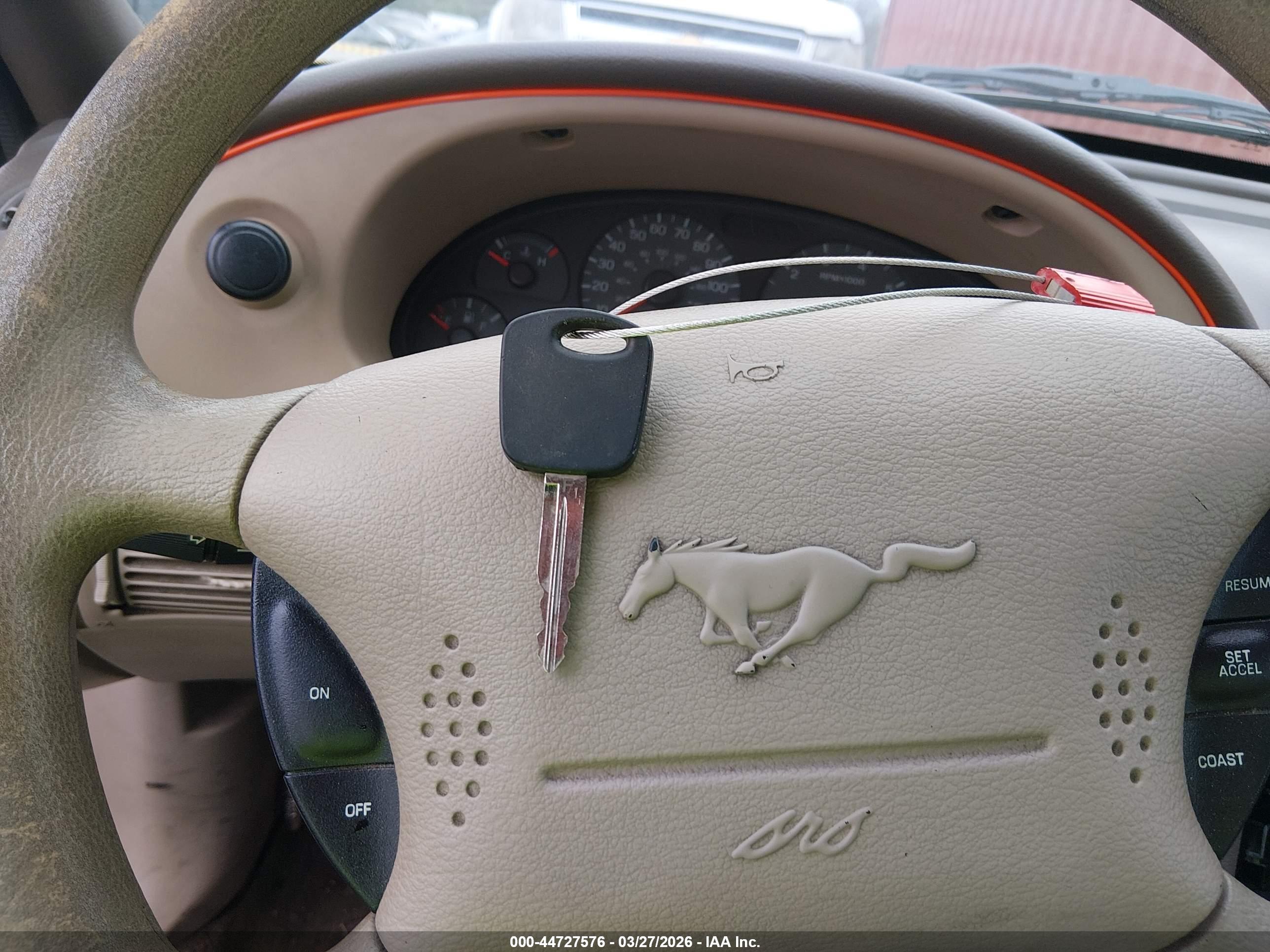 FORD MUSTANG image 11