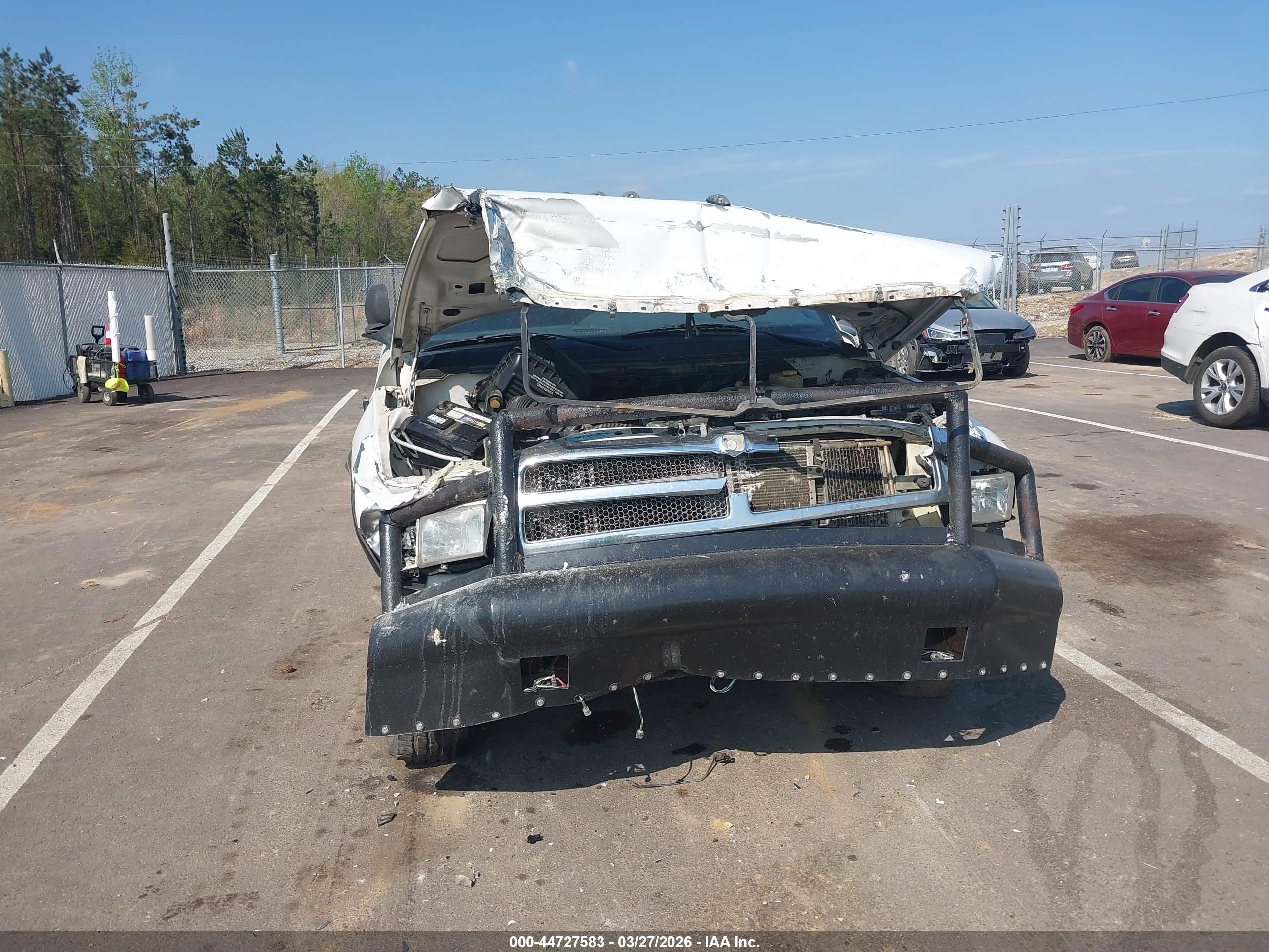 DODGE RAM image 6