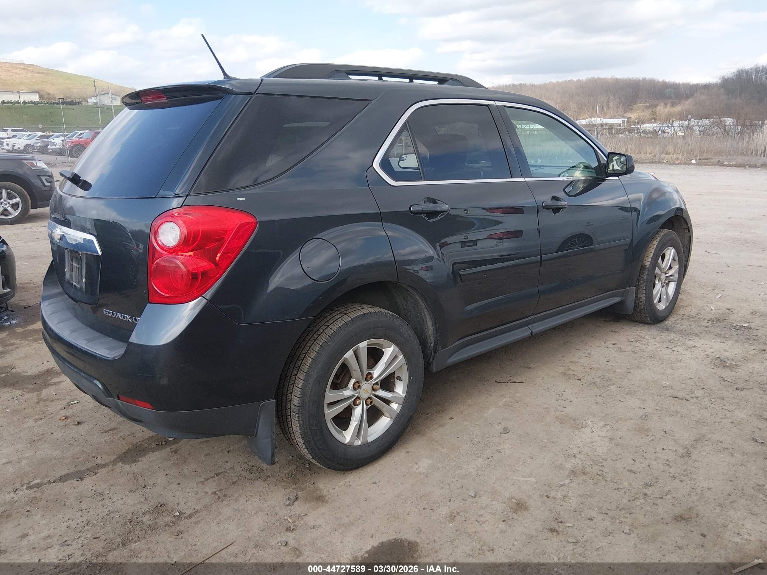 CHEVROLET EQUINOX image 4