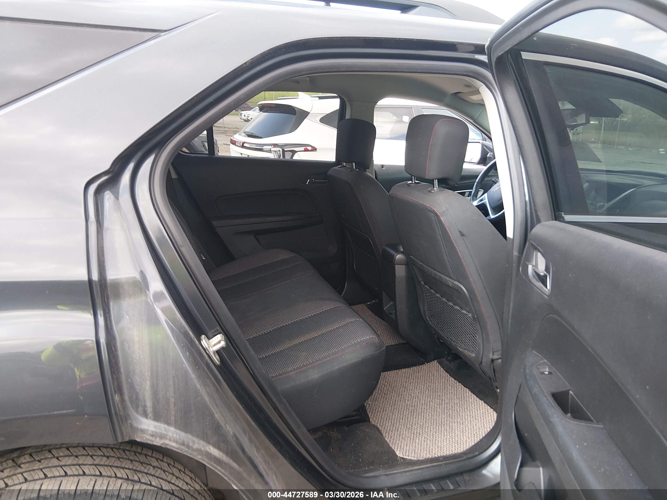 CHEVROLET EQUINOX image 8