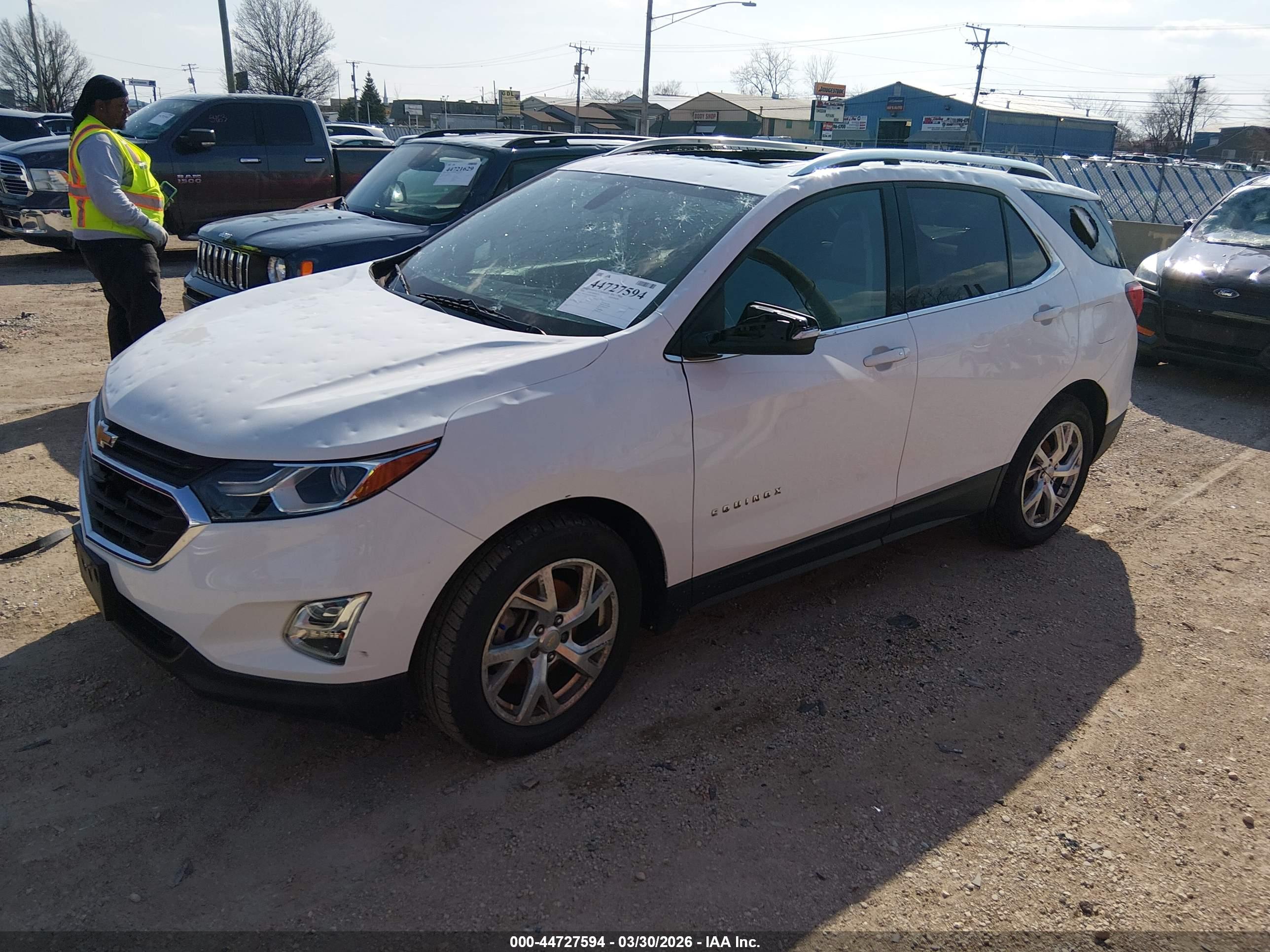 CHEVROLET EQUINOX image 2
