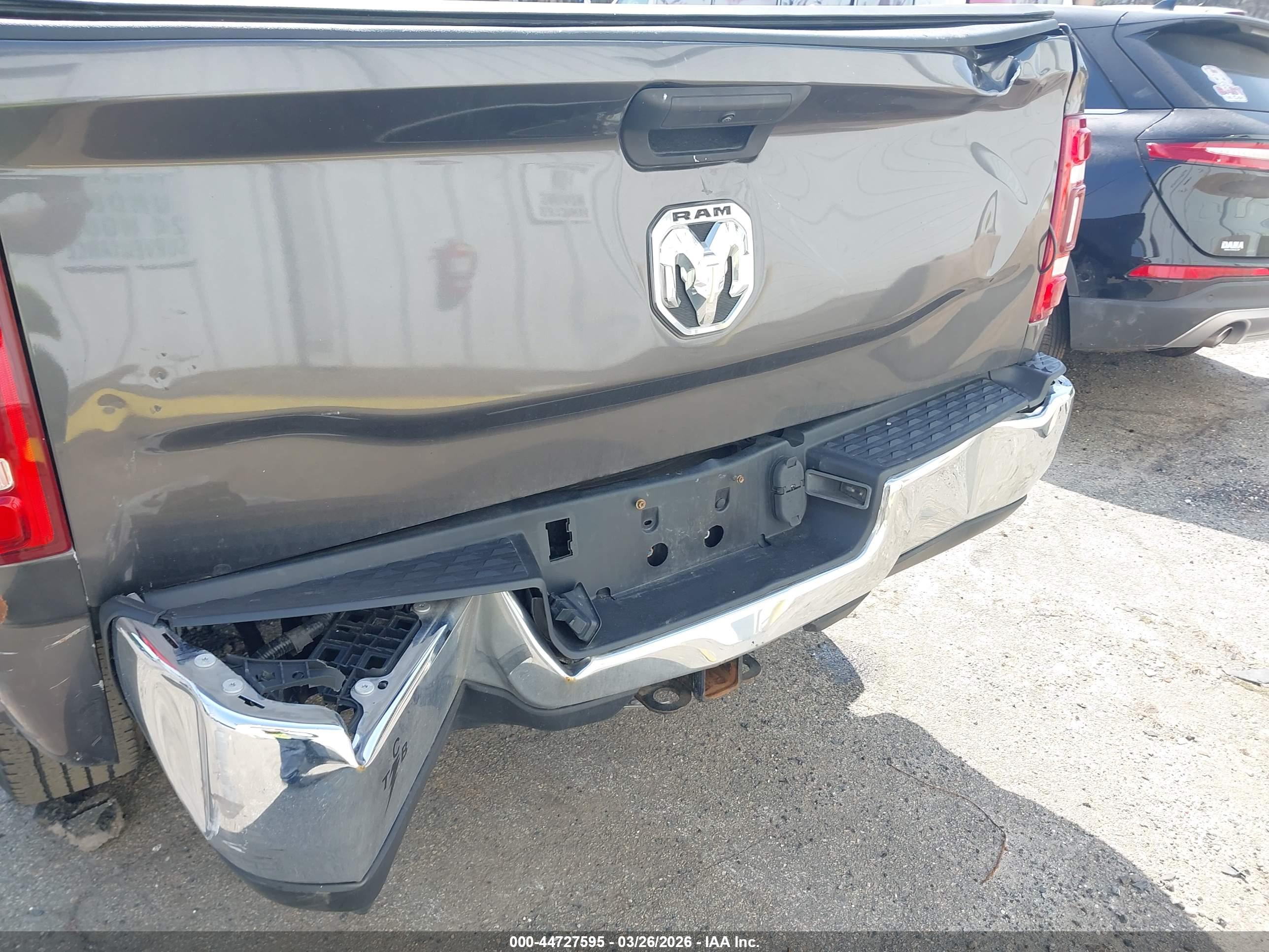 RAM 2500 image 6