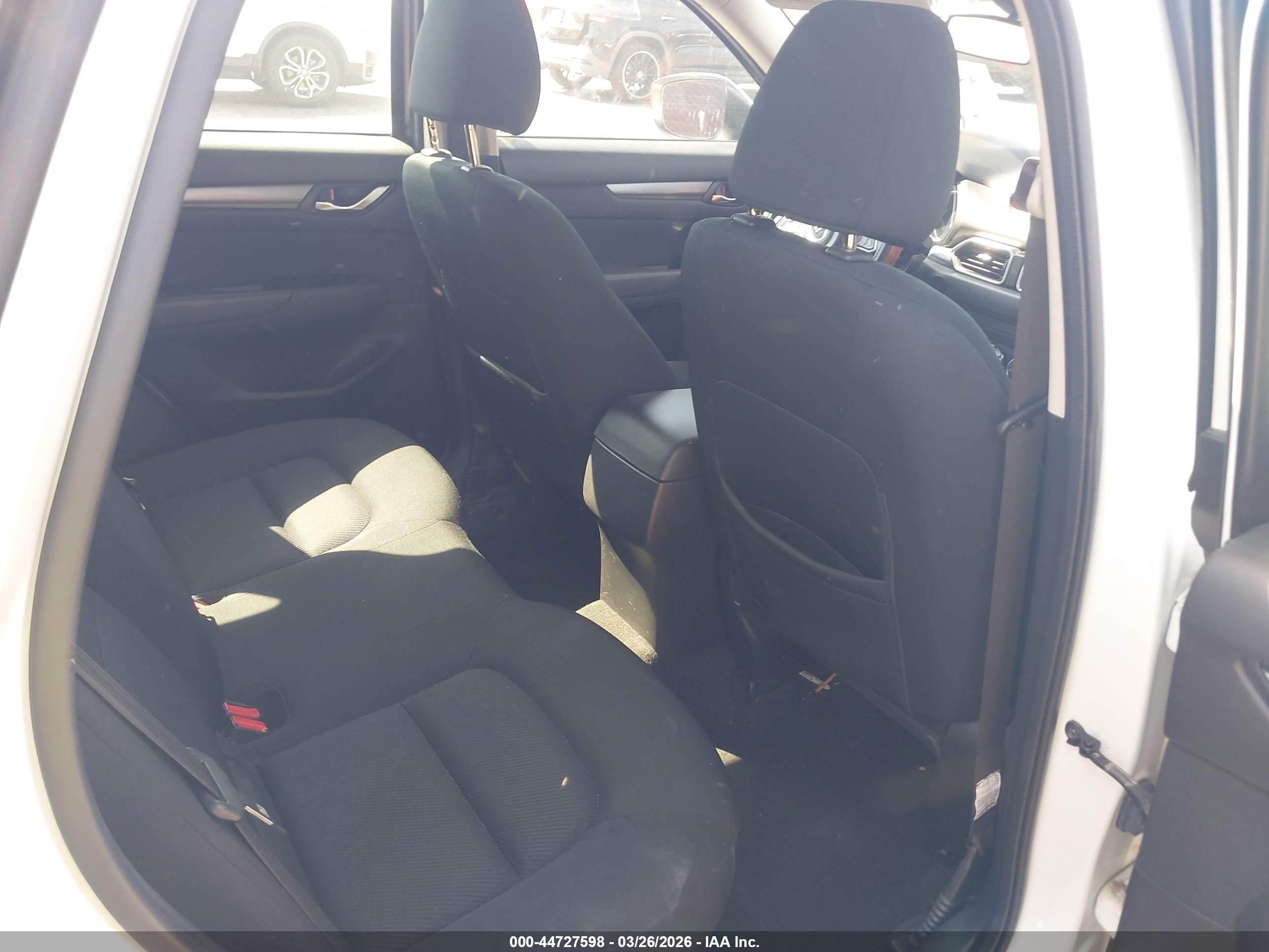 MAZDA CX-5 image 8
