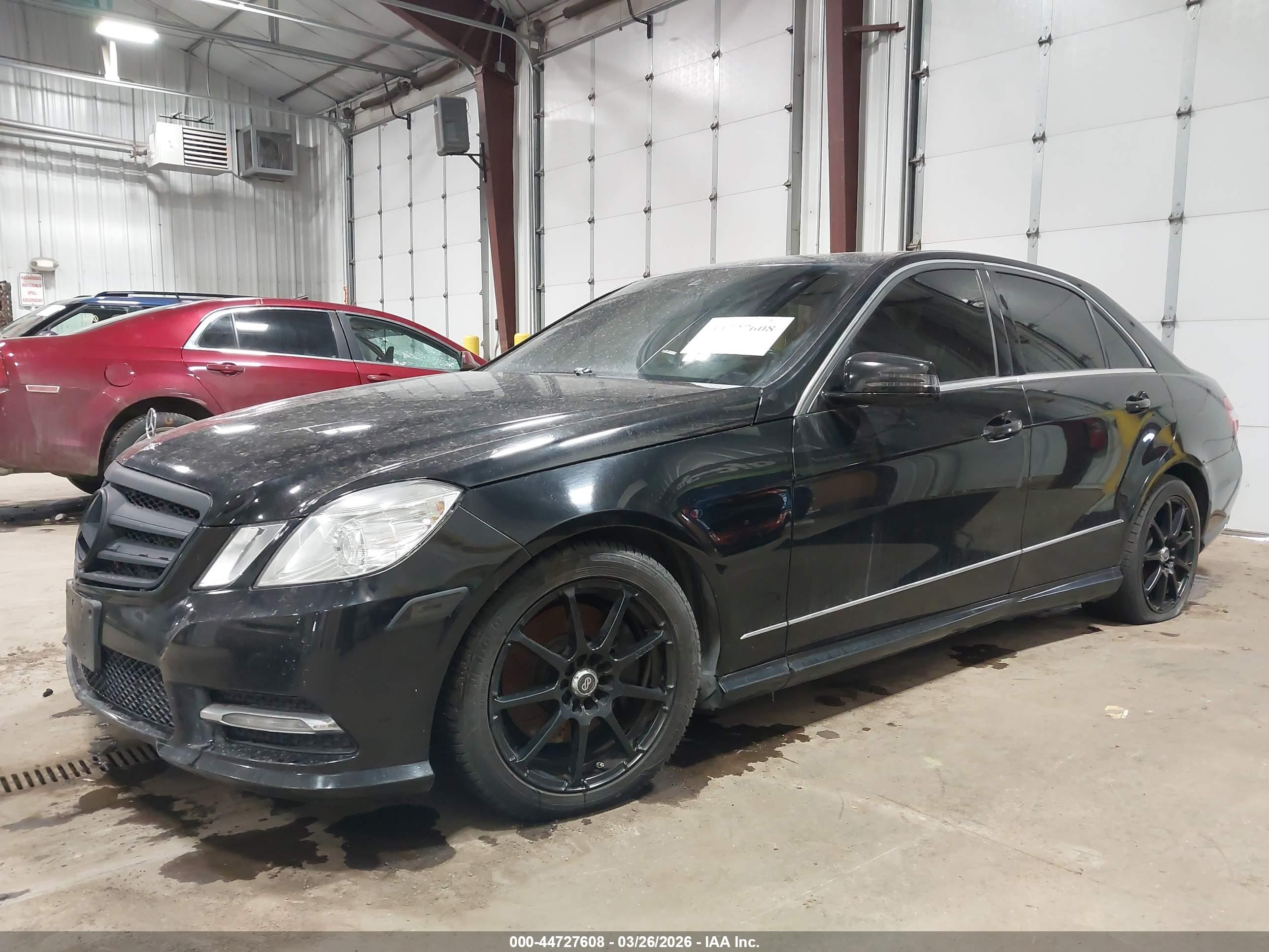 MERCEDES-BENZ E image 6