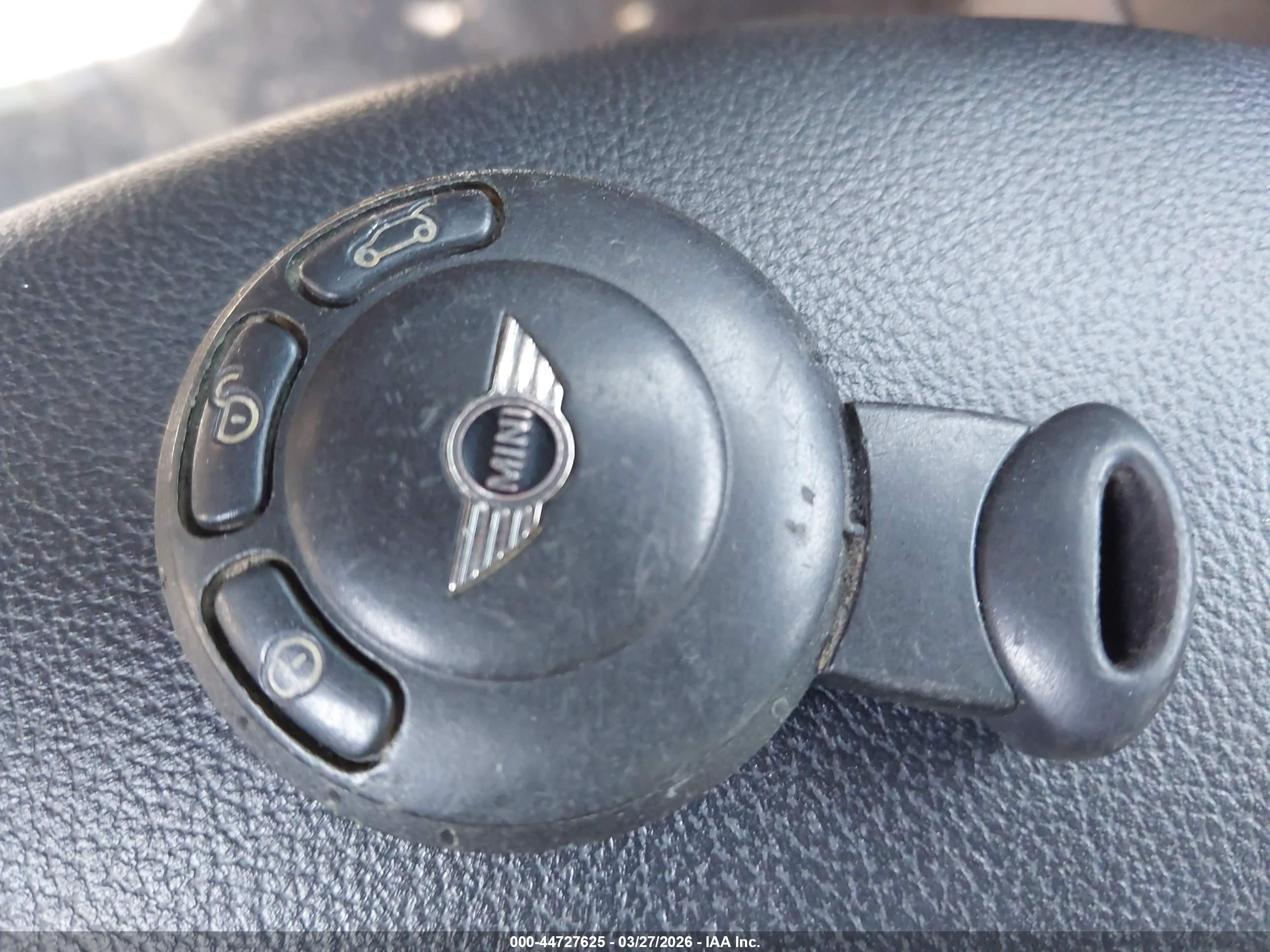 MINI COUNTRYMAN image 11