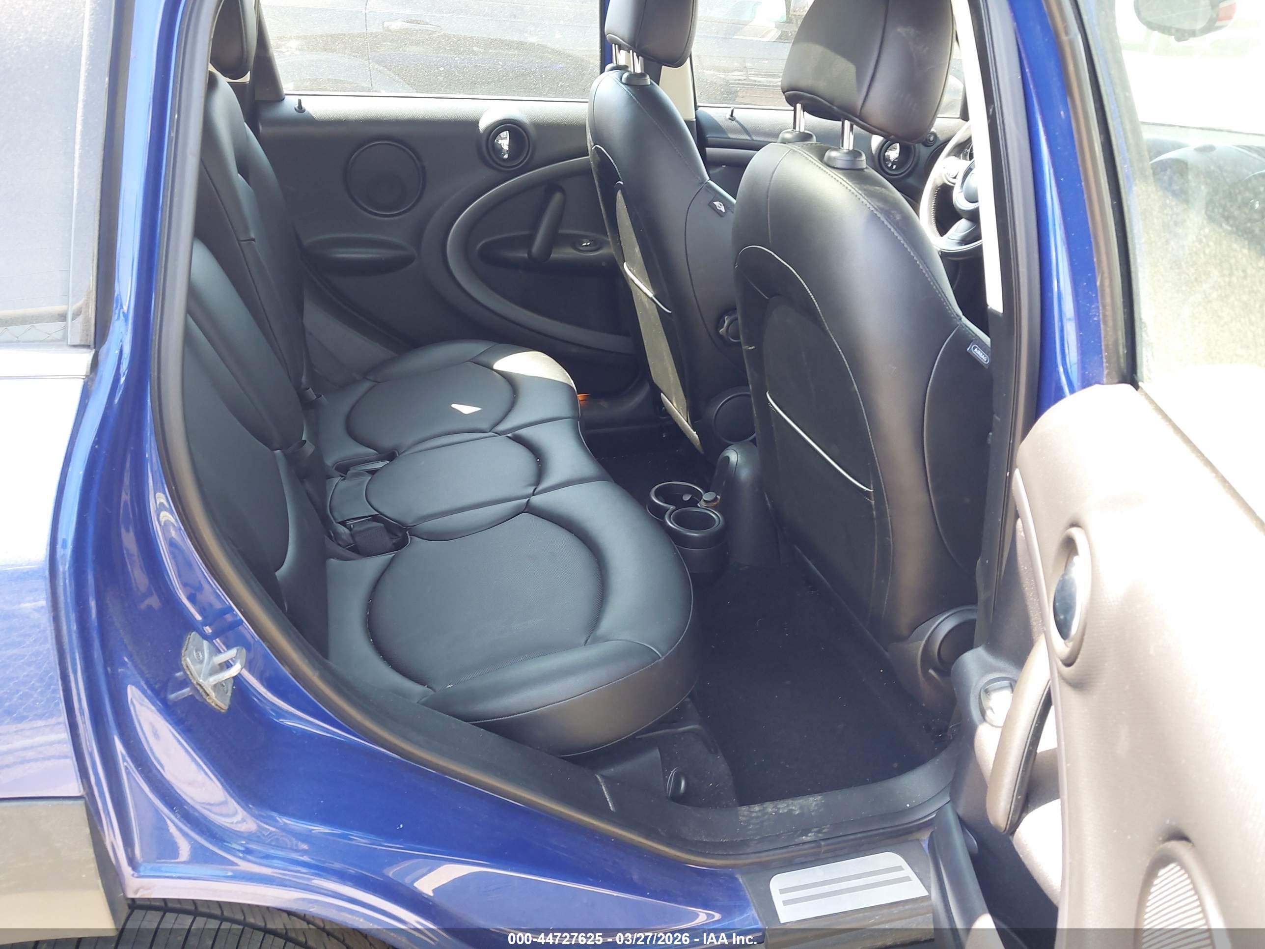 MINI COUNTRYMAN image 8