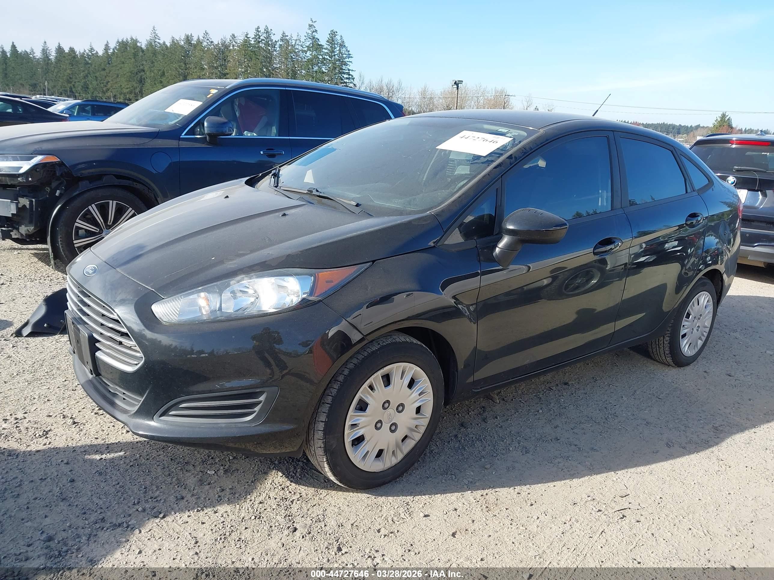 FORD FIESTA image 2