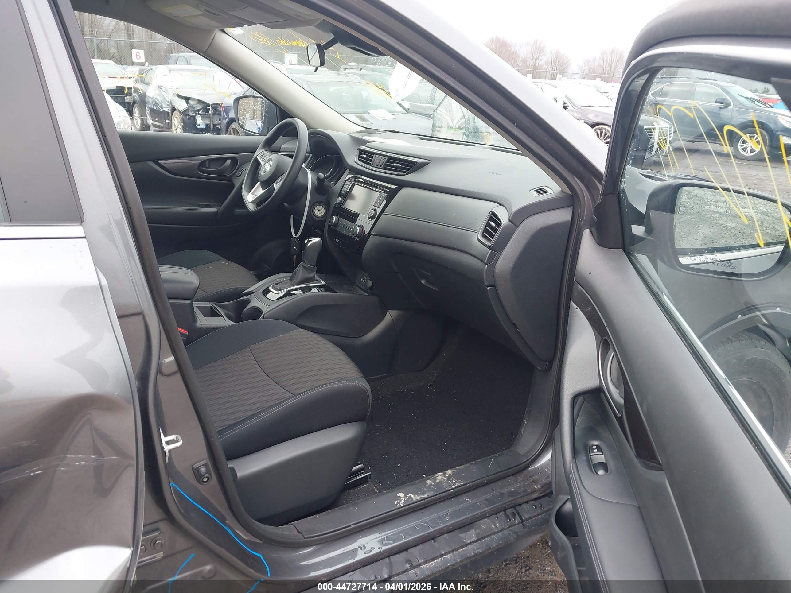 NISSAN ROGUE image 5