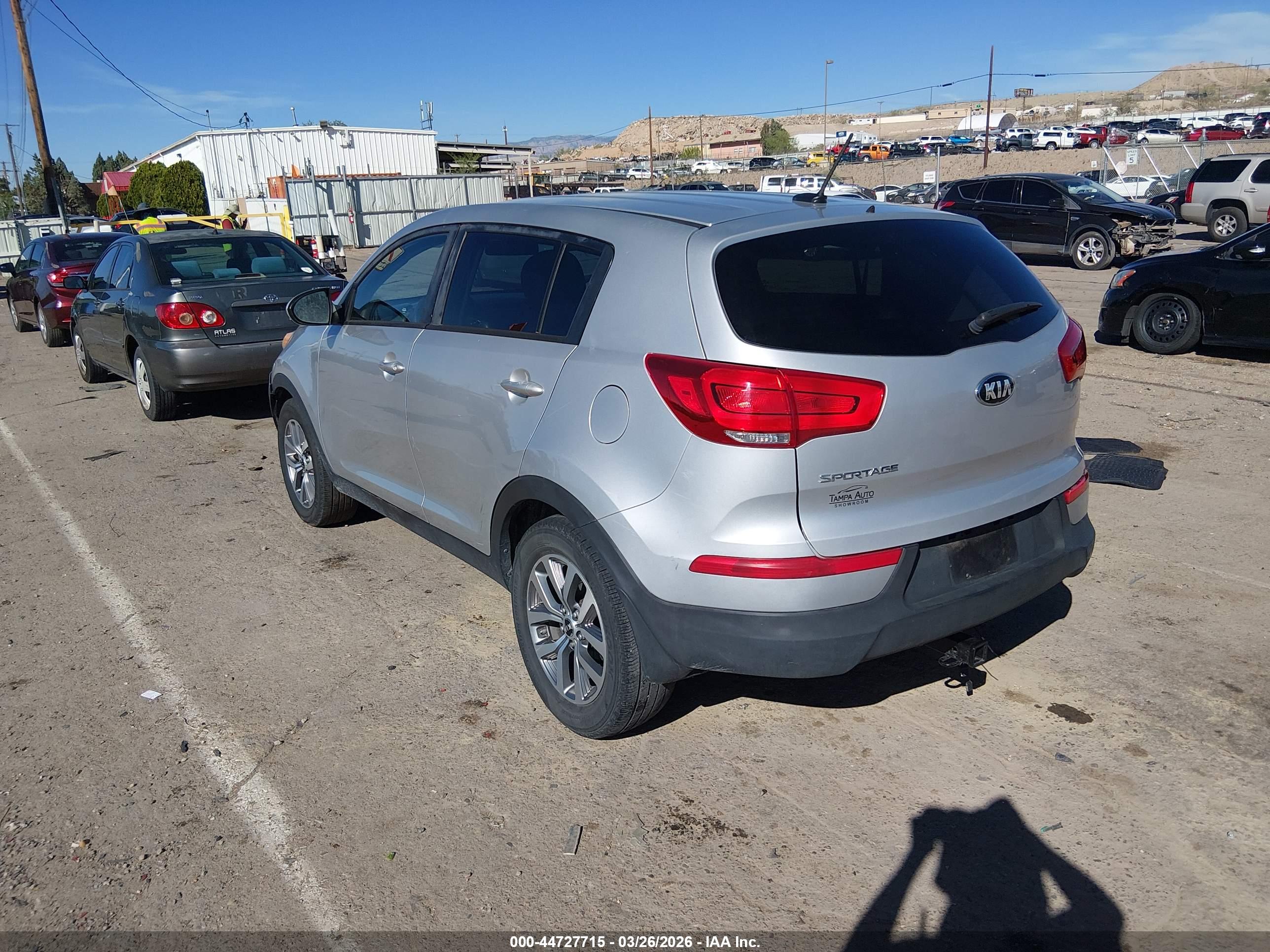 KIA SPORTAGE image 3