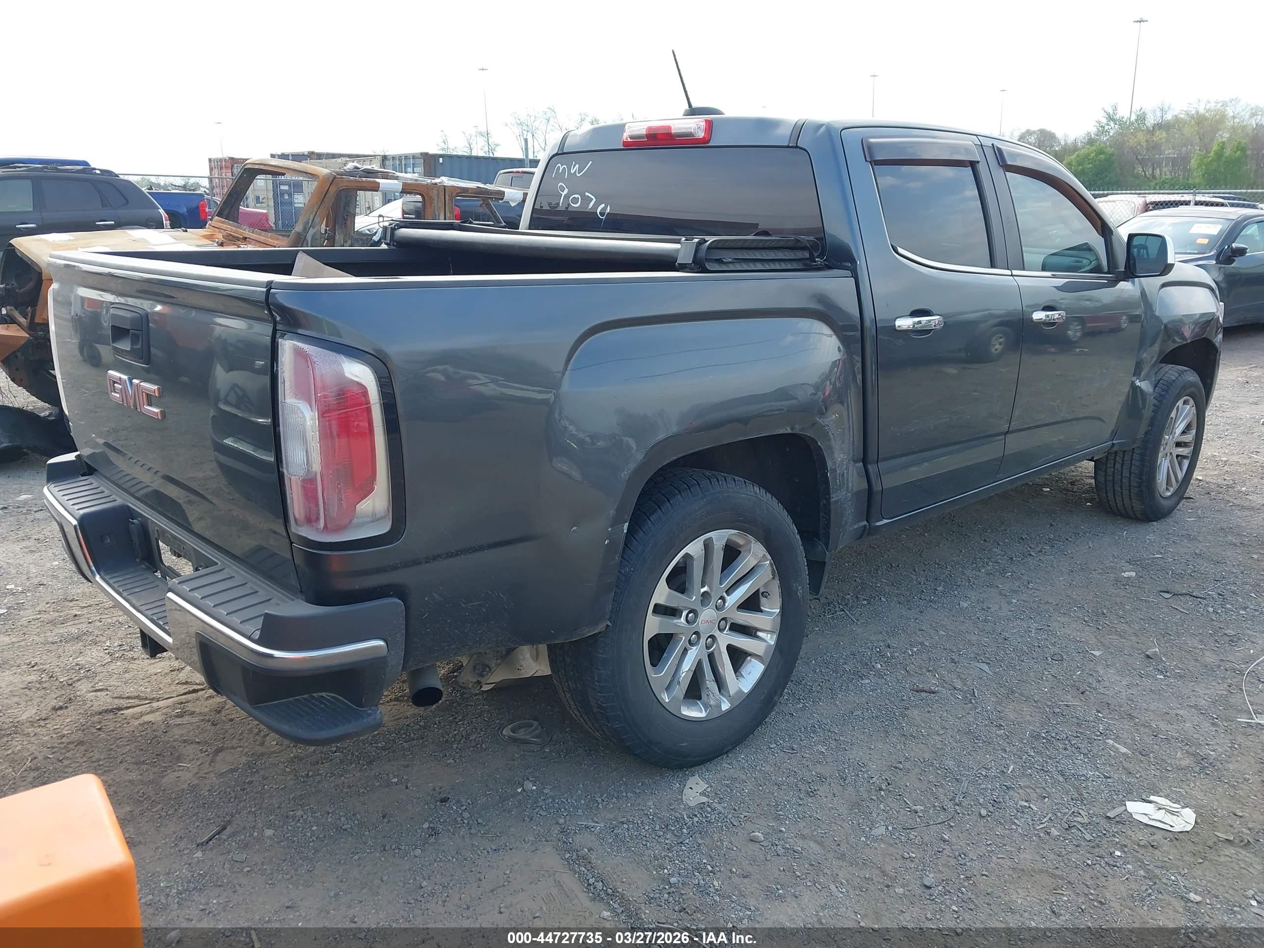 GMC CANYON image 4