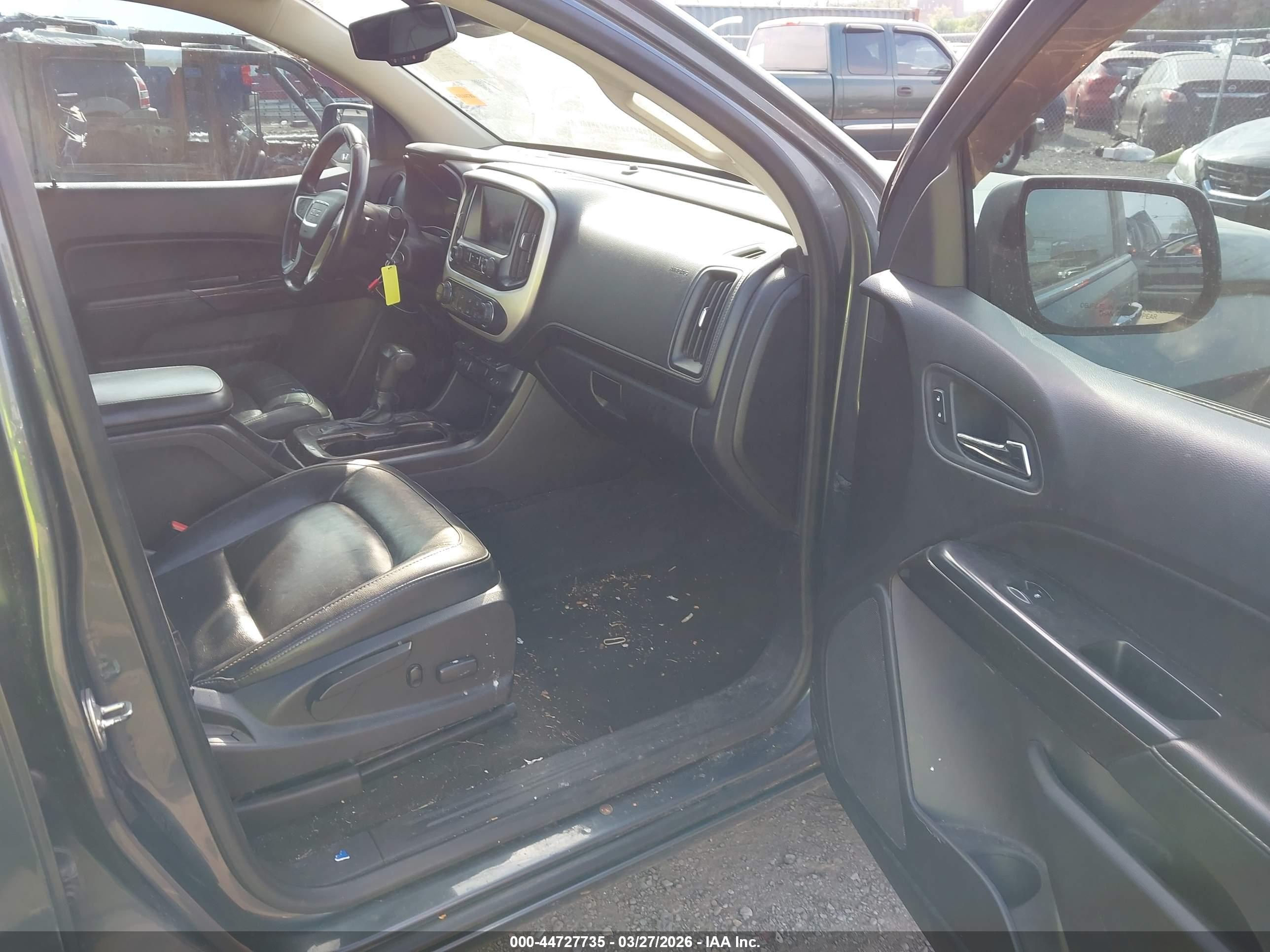 GMC CANYON image 5