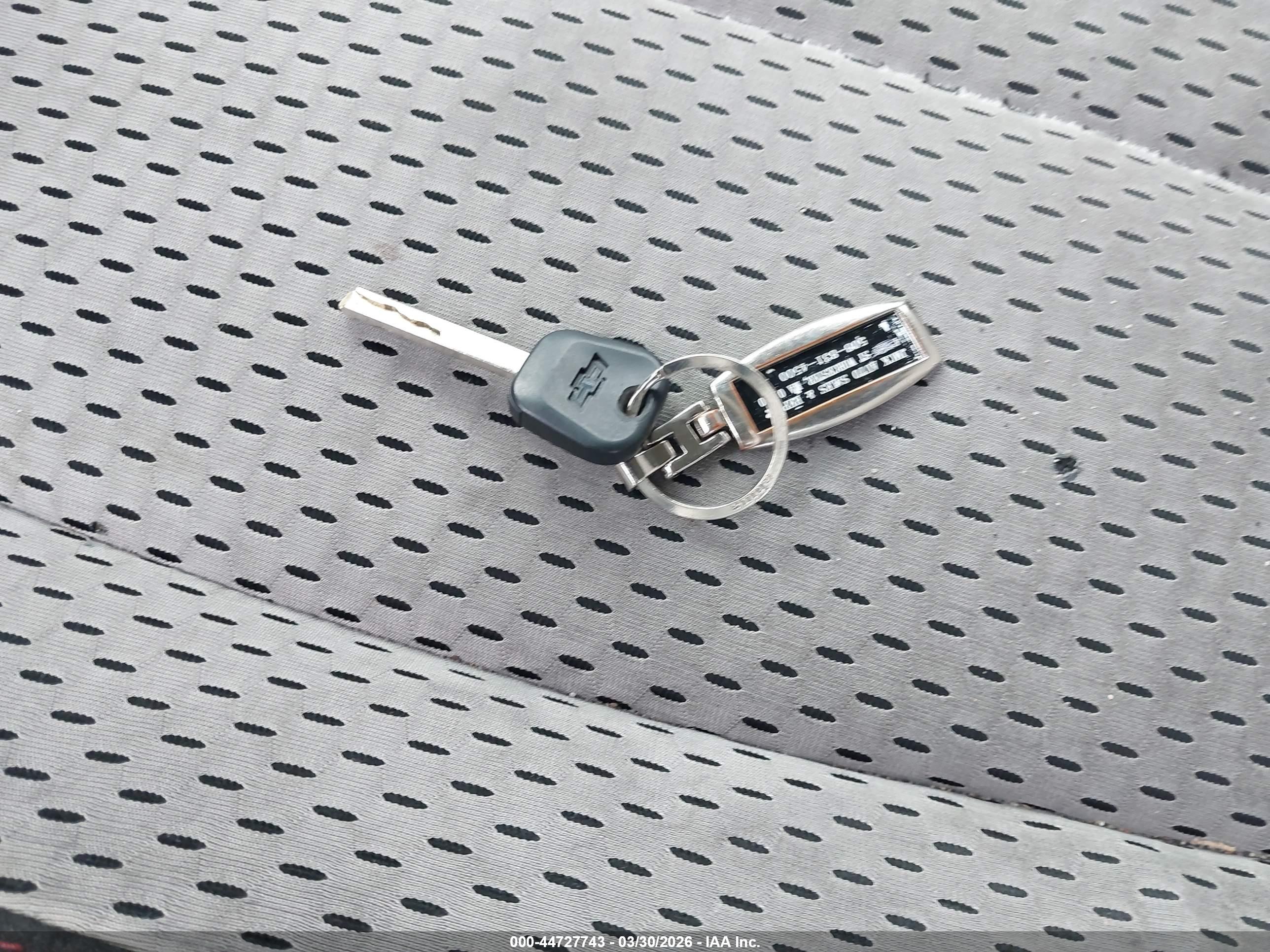 CHEVROLET EQUINOX image 11