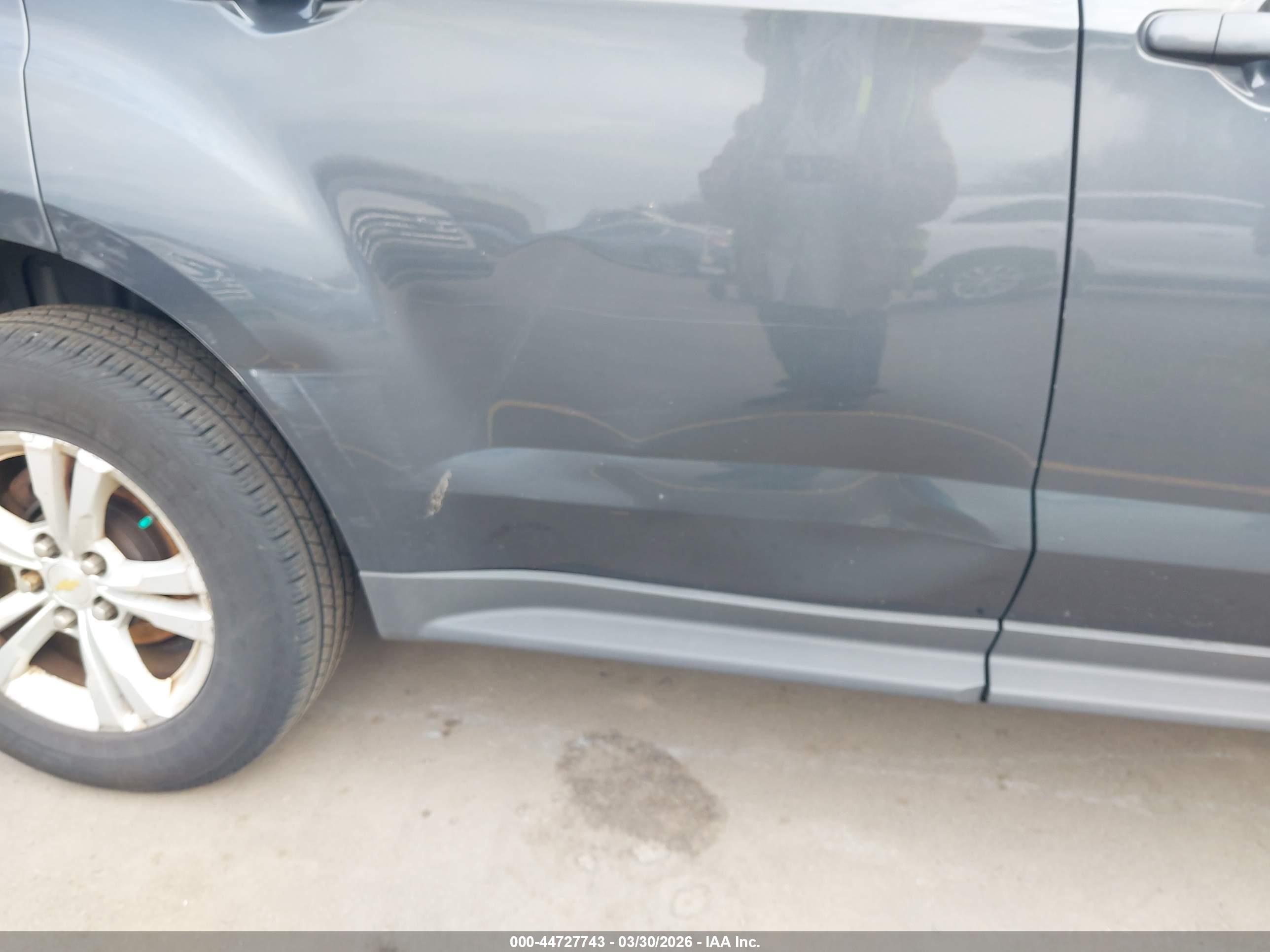 CHEVROLET EQUINOX image 6