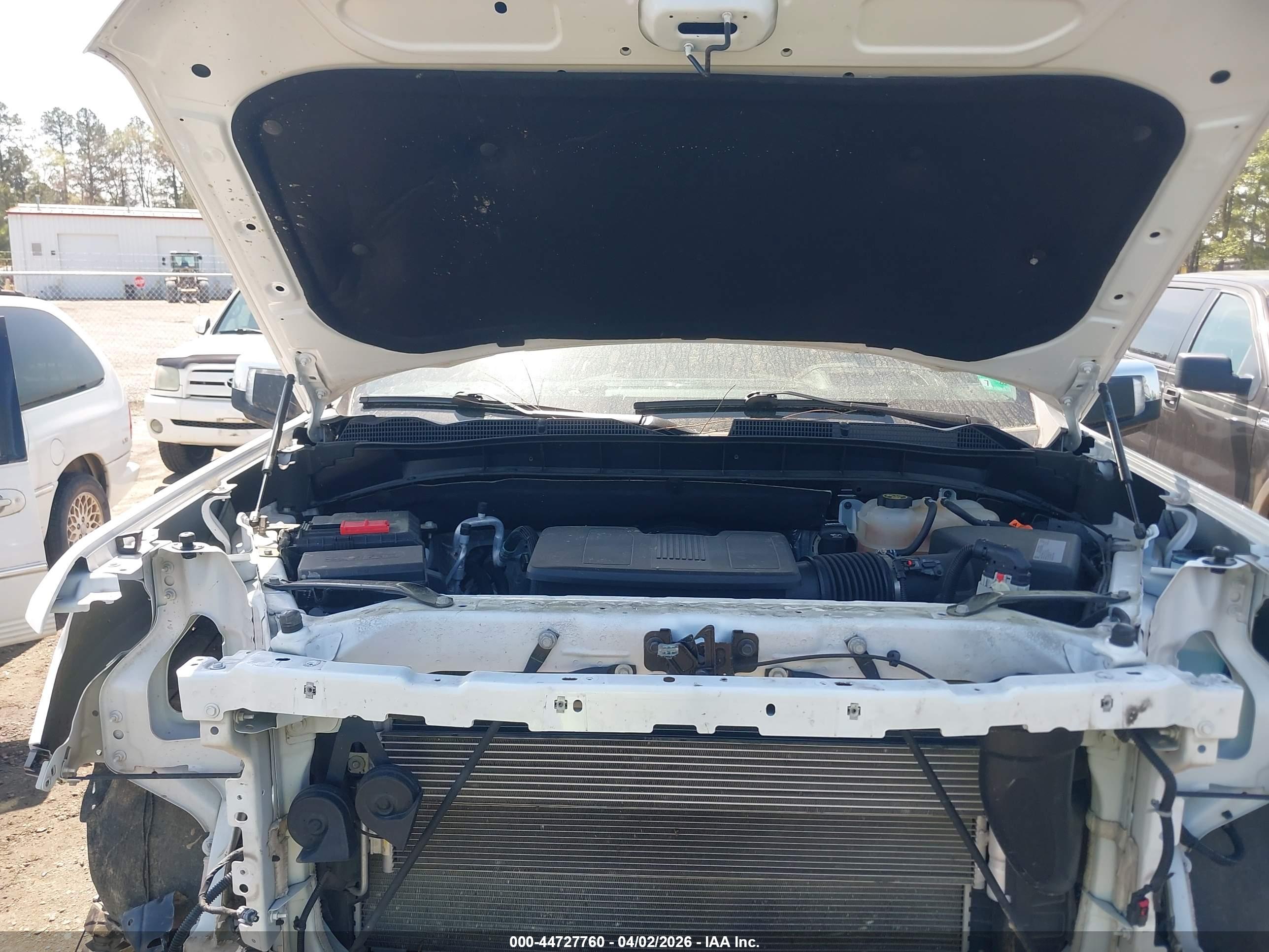 GMC SIERRA image 10