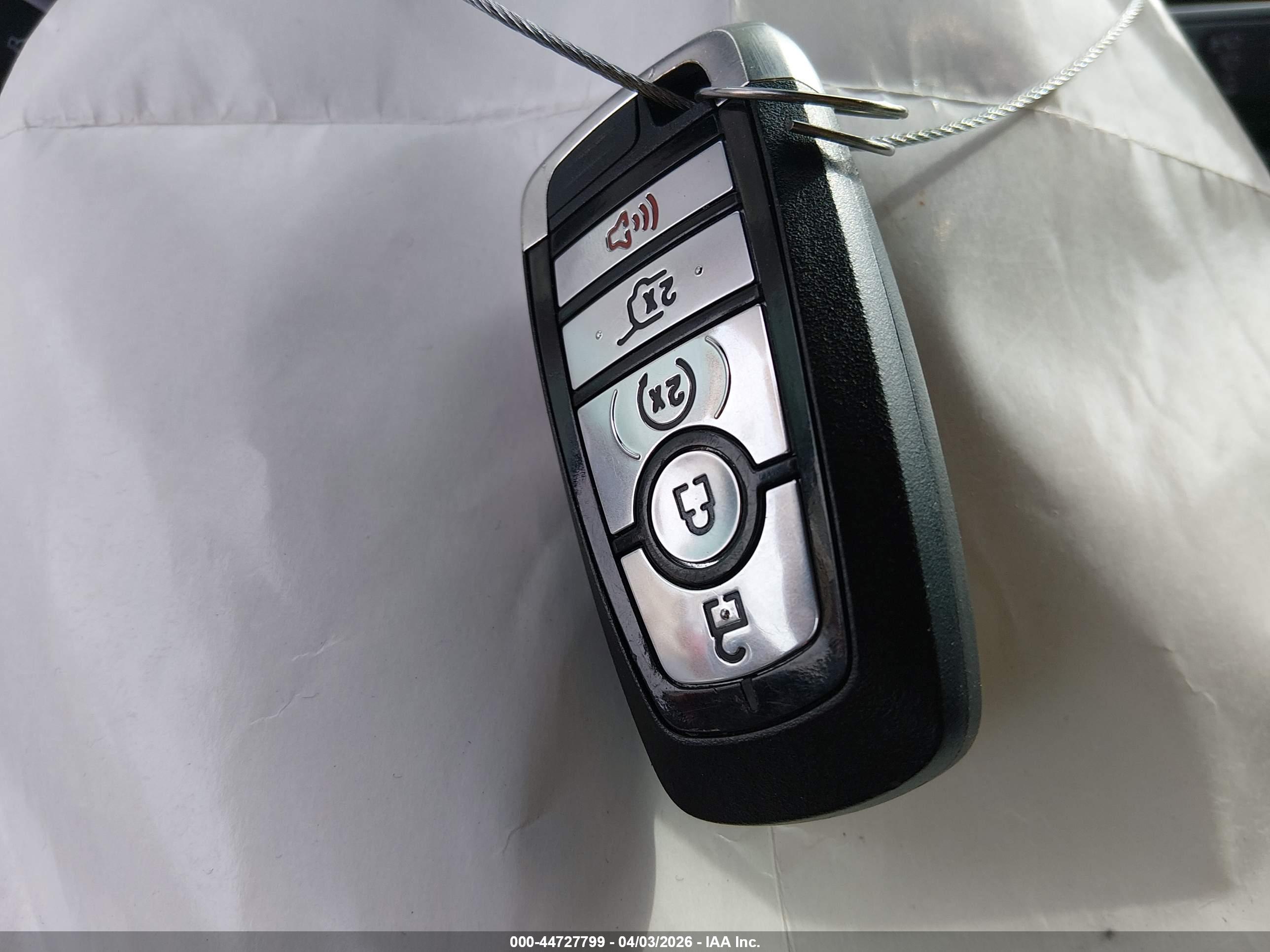 FORD EXPLORER image 11