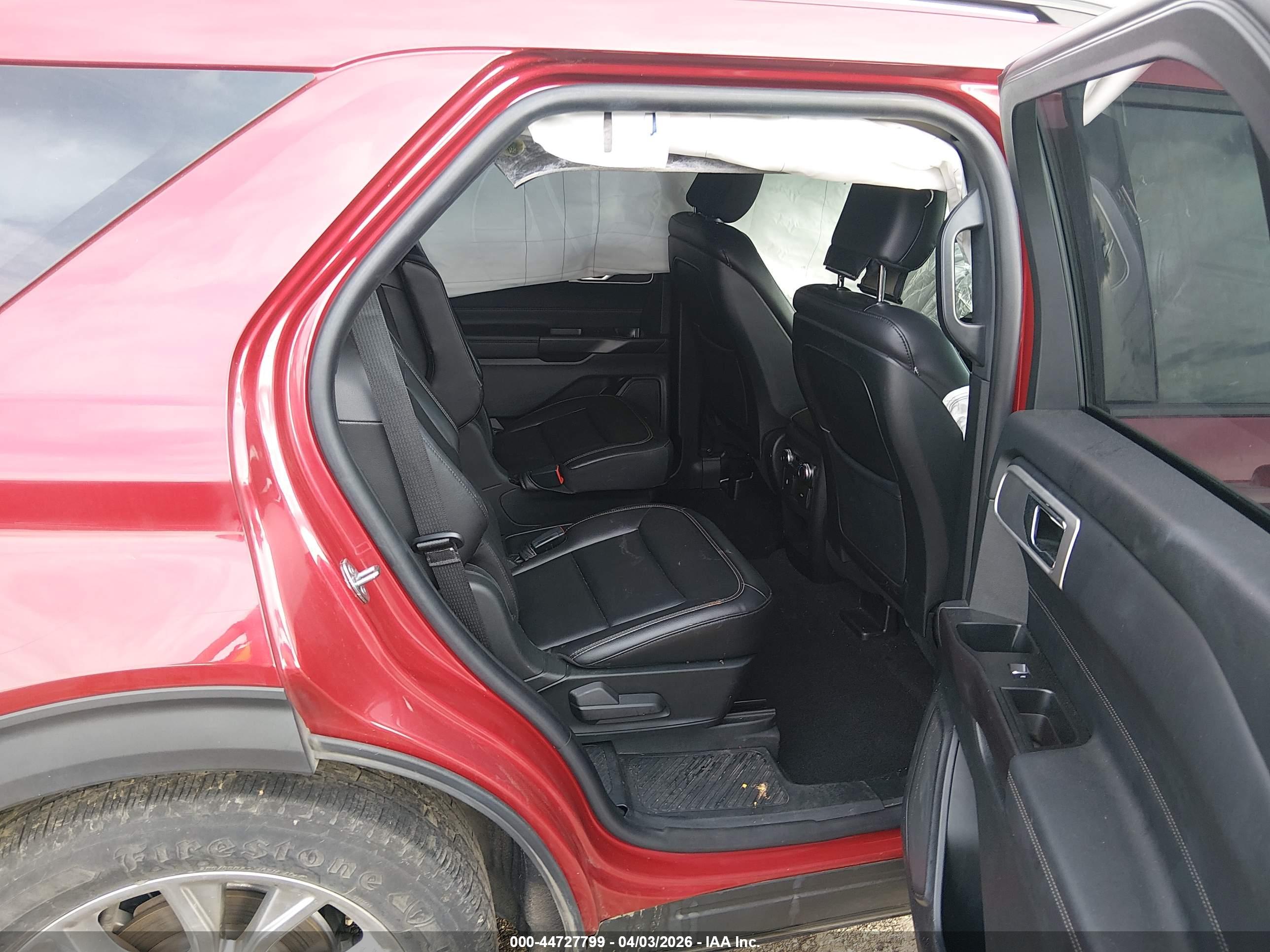 FORD EXPLORER image 8