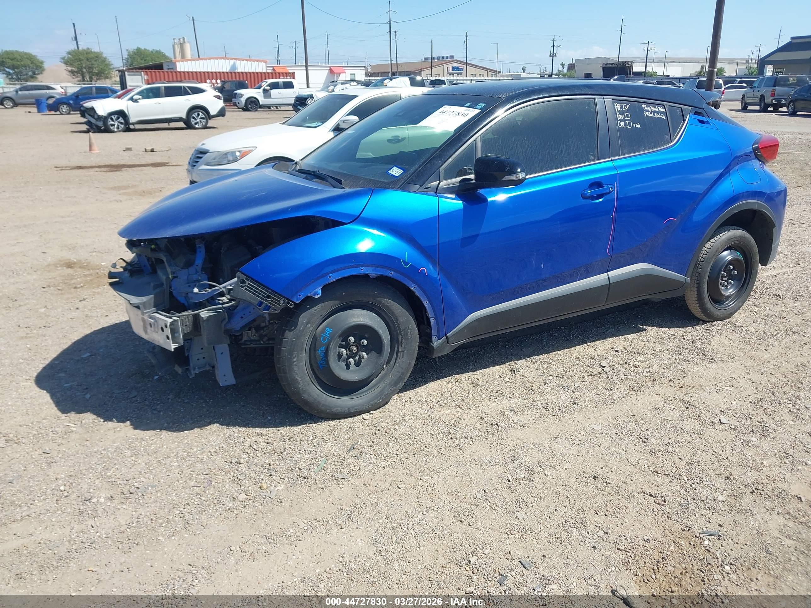 TOYOTA C-HR image 2