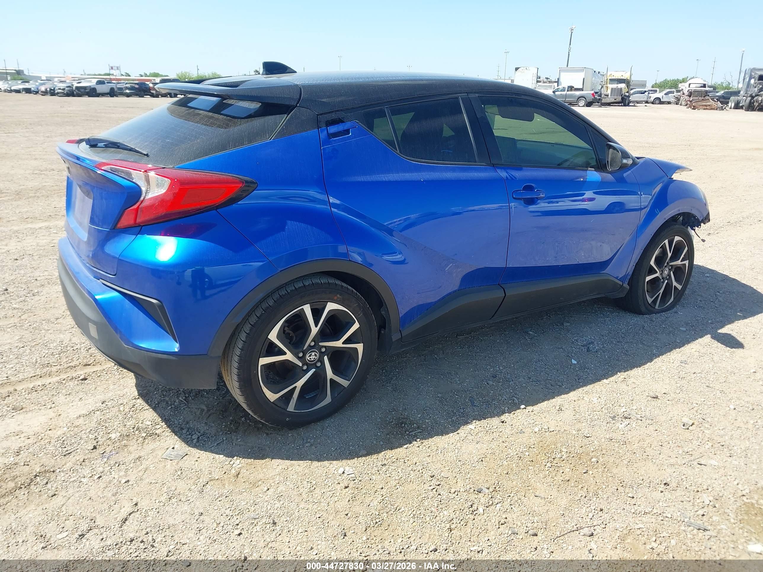 TOYOTA C-HR image 4