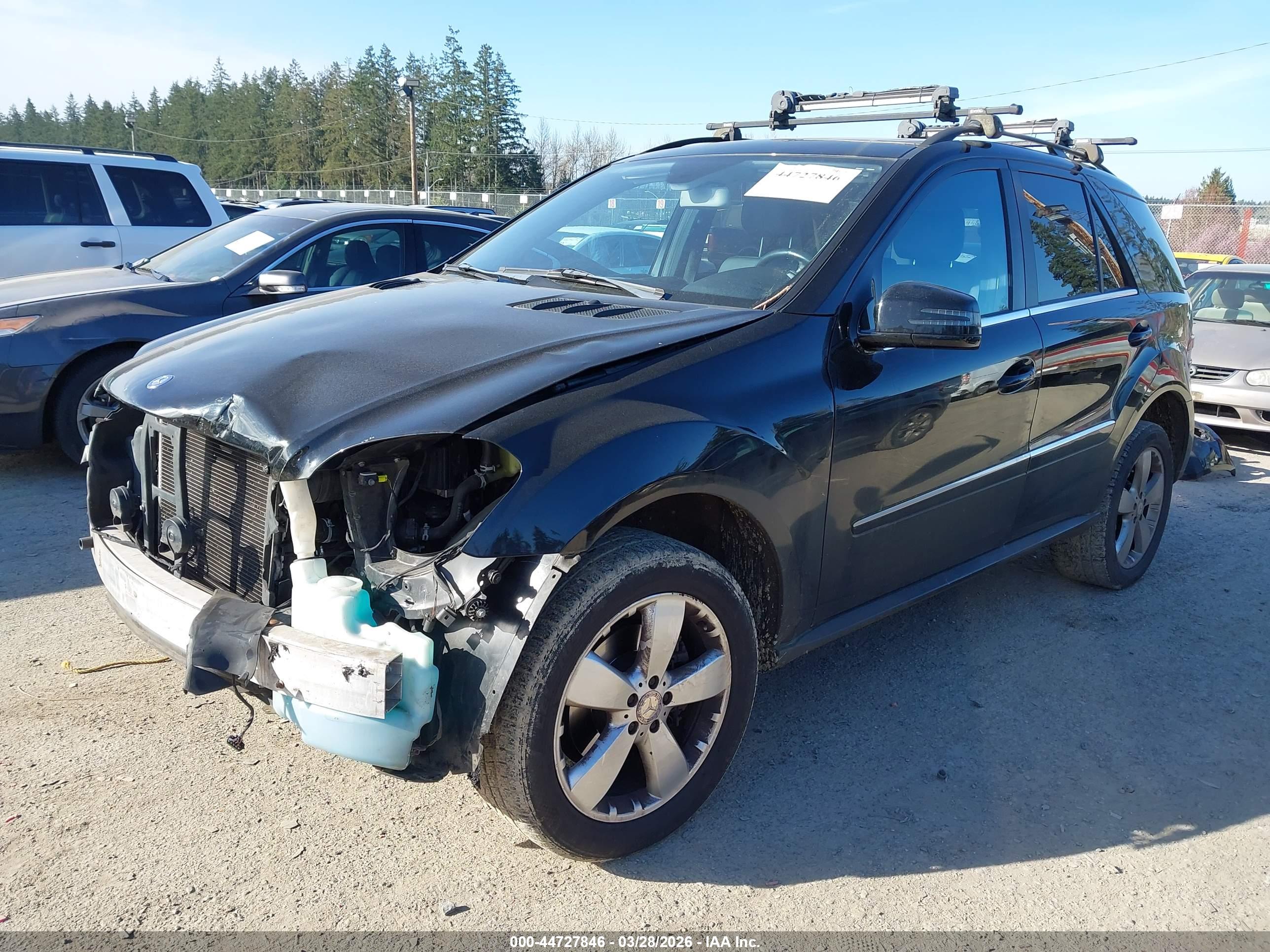 MERCEDES-BENZ ML image 2