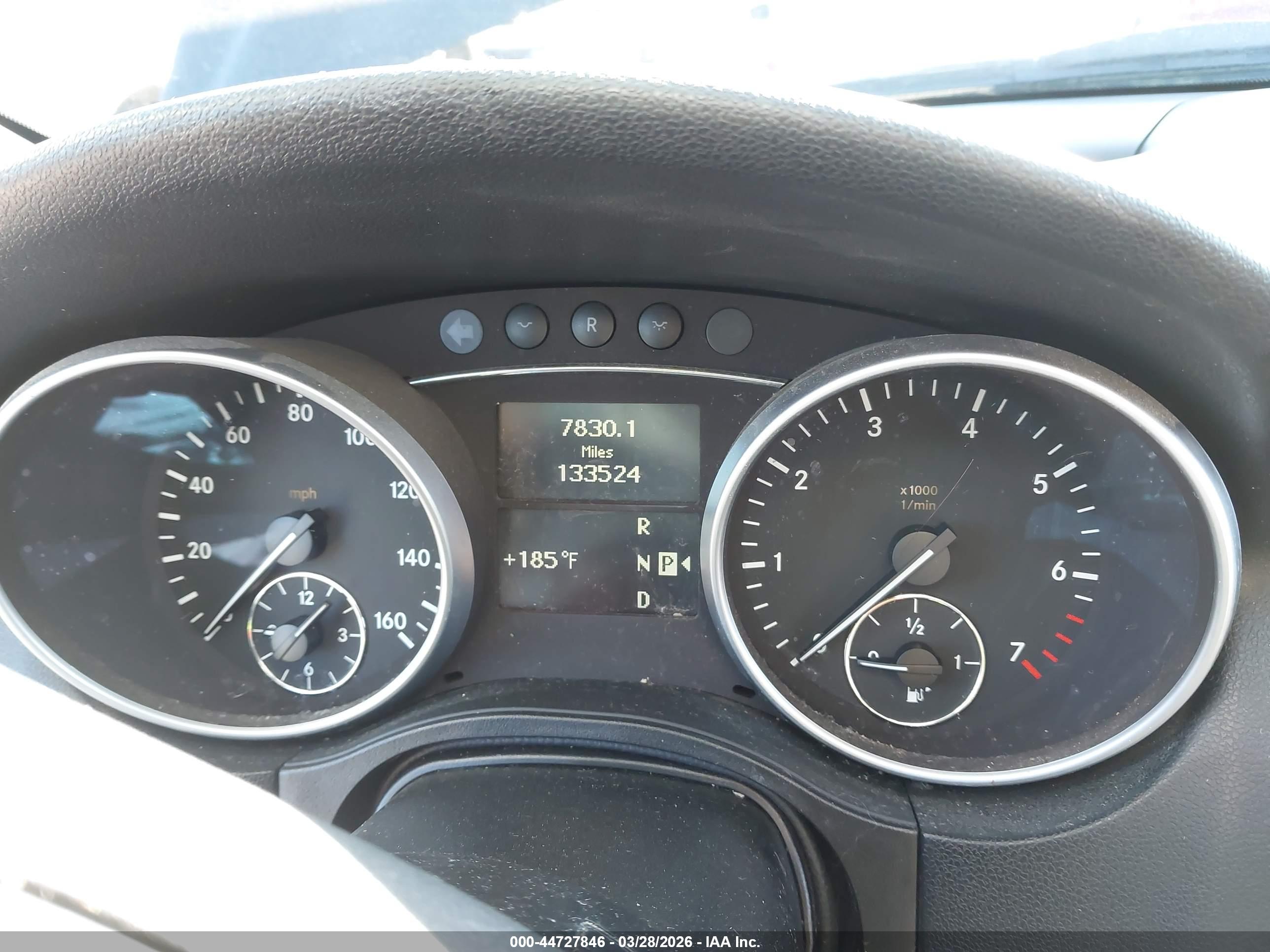 MERCEDES-BENZ ML image 7