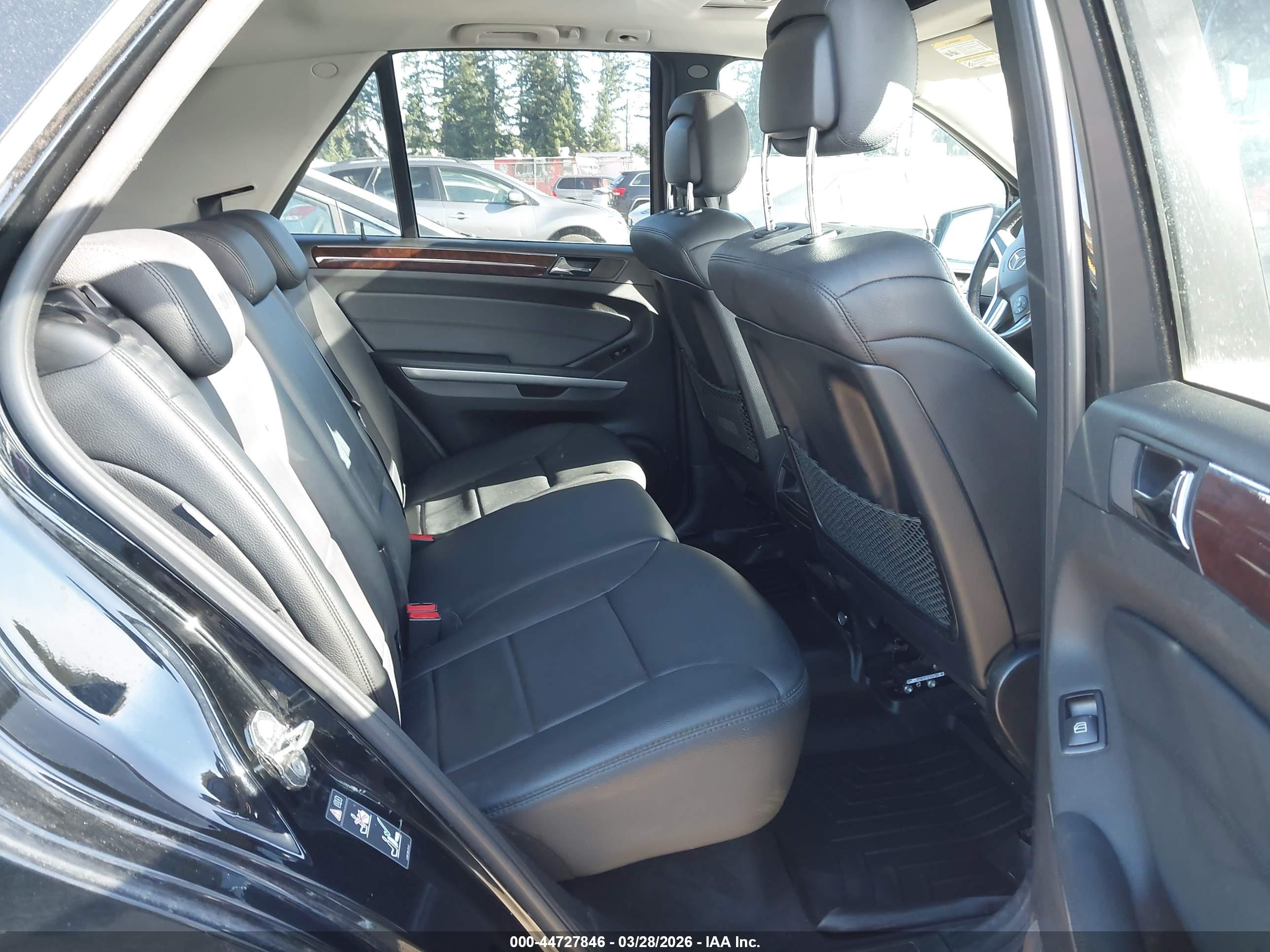 MERCEDES-BENZ ML image 8