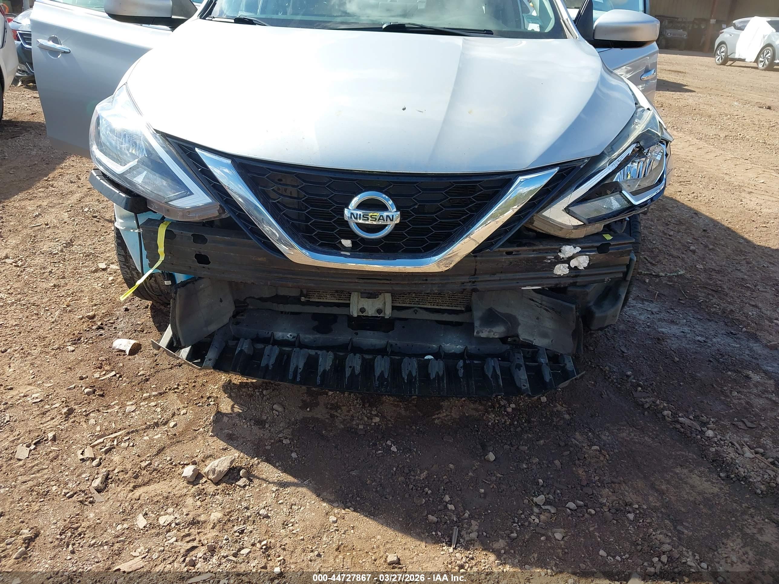NISSAN SENTRA image 6