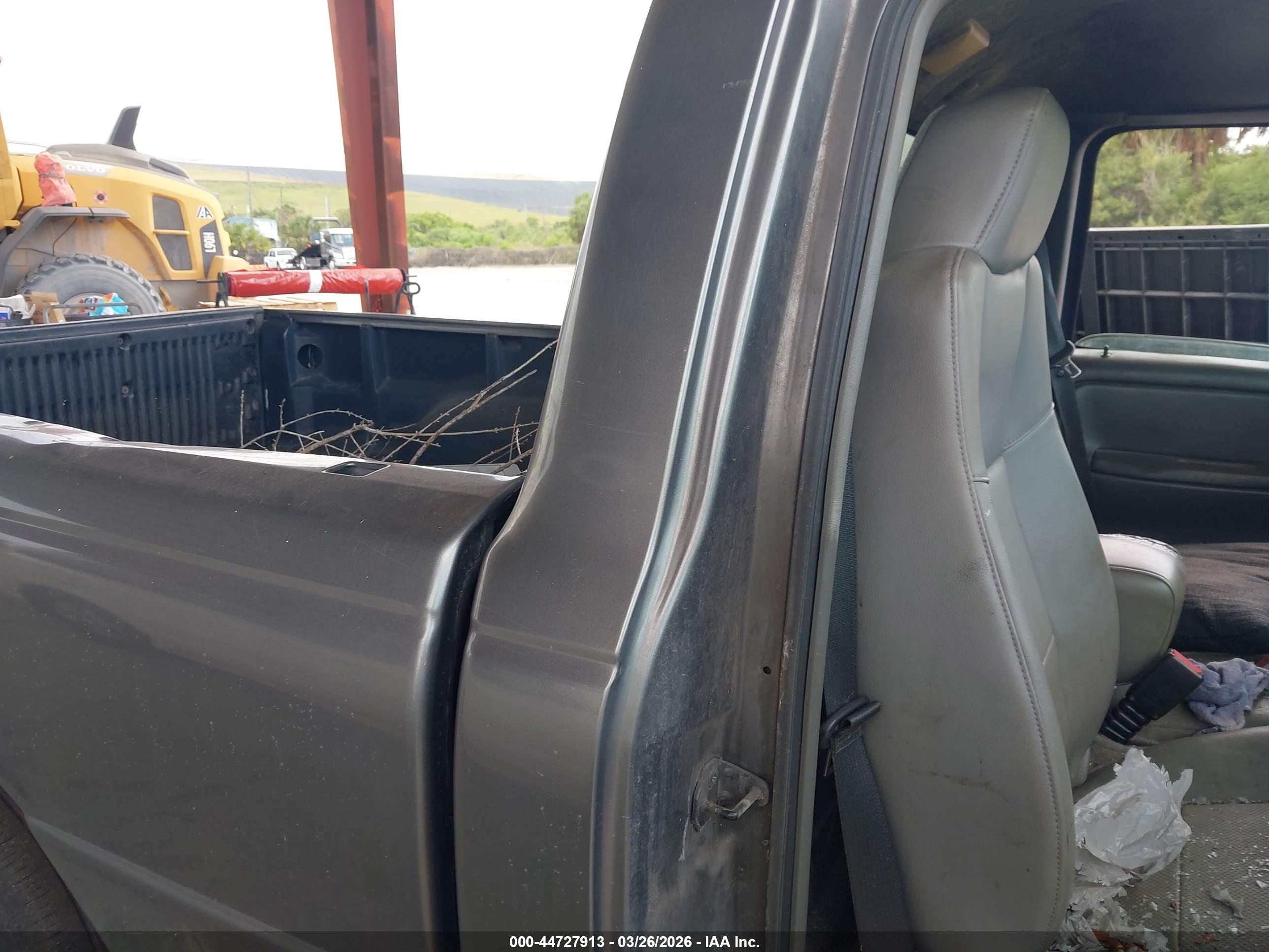 FORD RANGER image 8