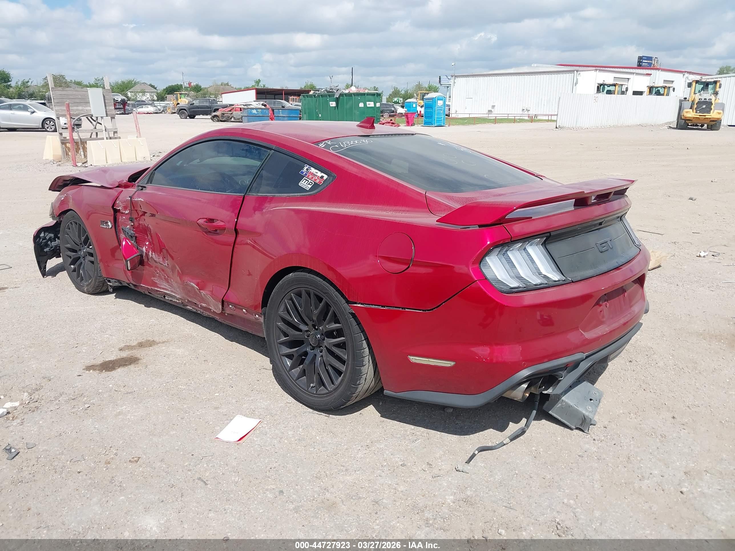 FORD MUSTANG image 3