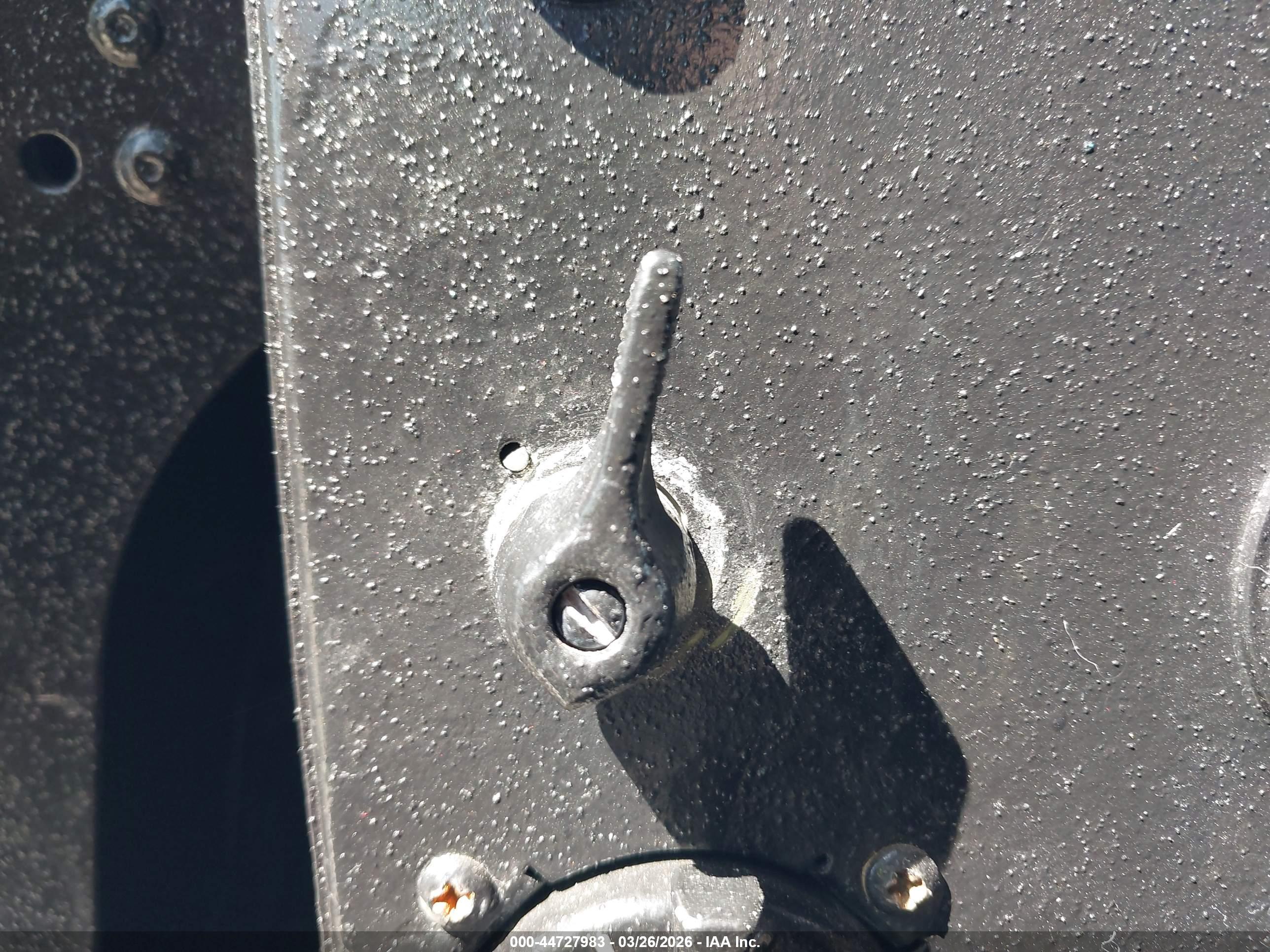 AM GENERAL image 11