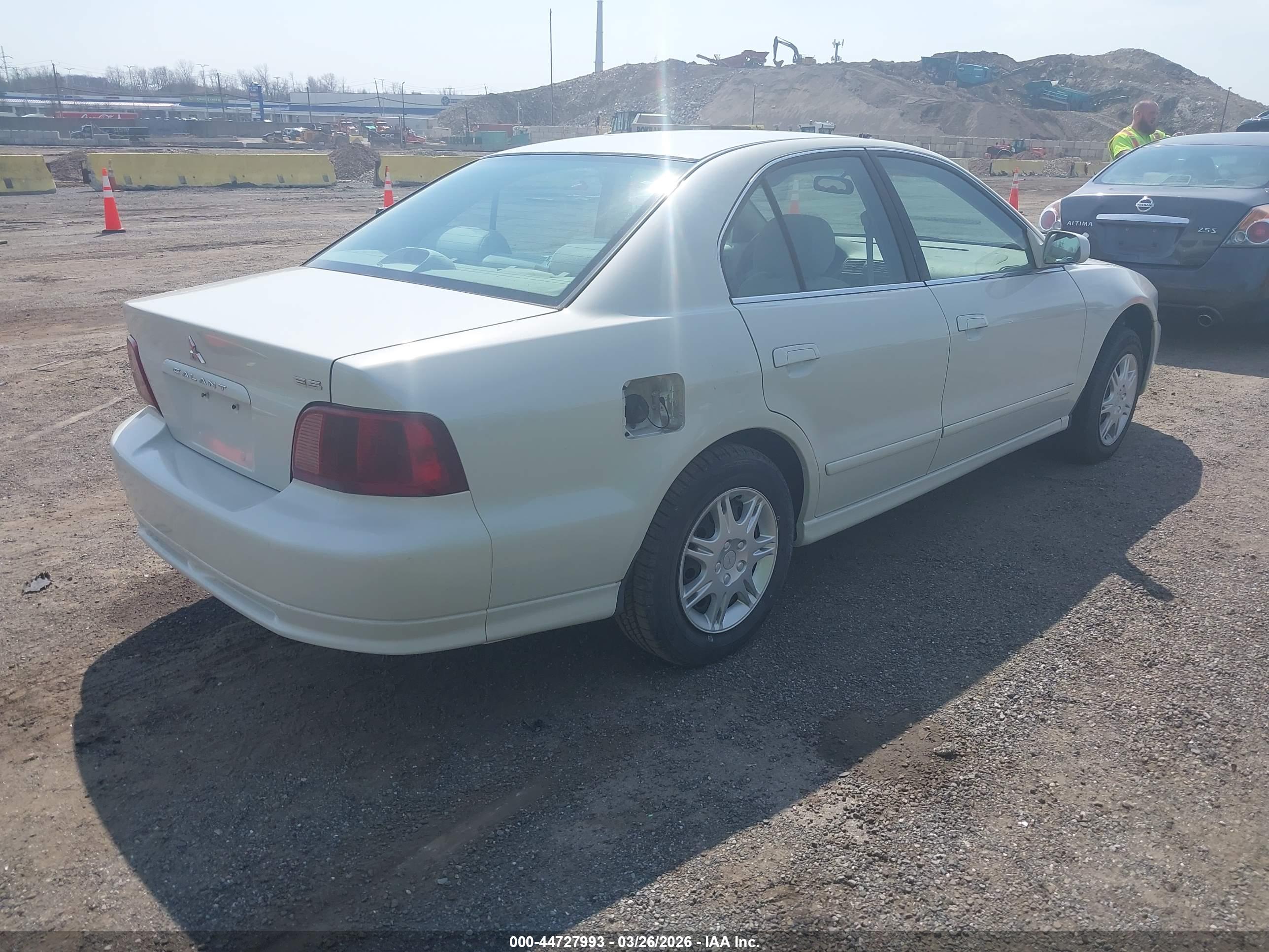 MITSUBISHI GALANT image 4