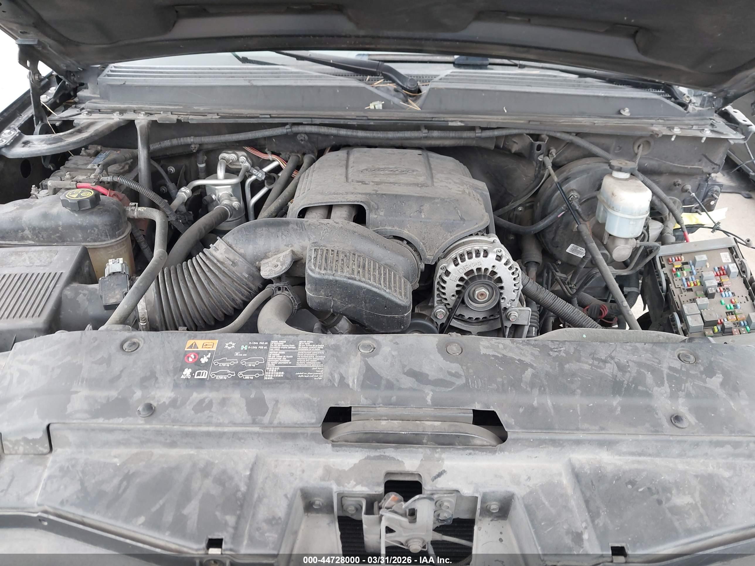 CHEVROLET TAHOE image 10